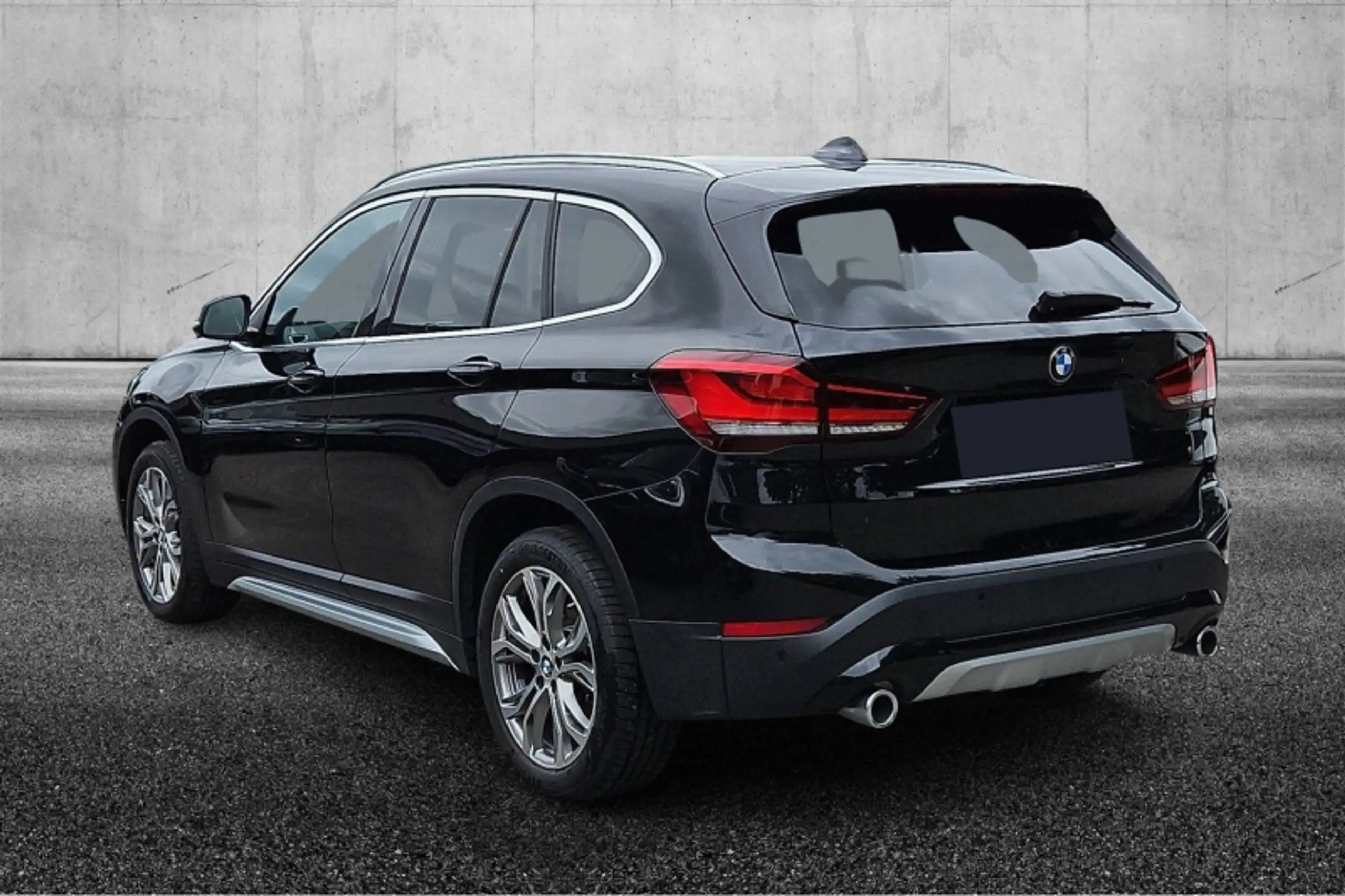 BMW - X1