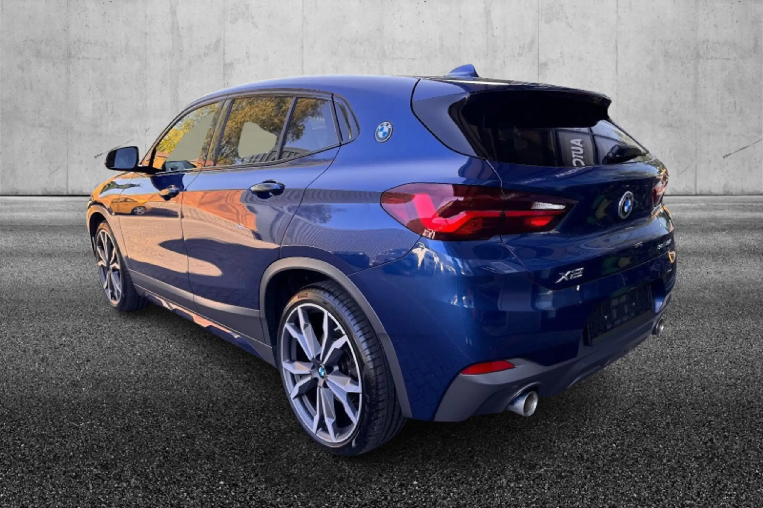 BMW - X2