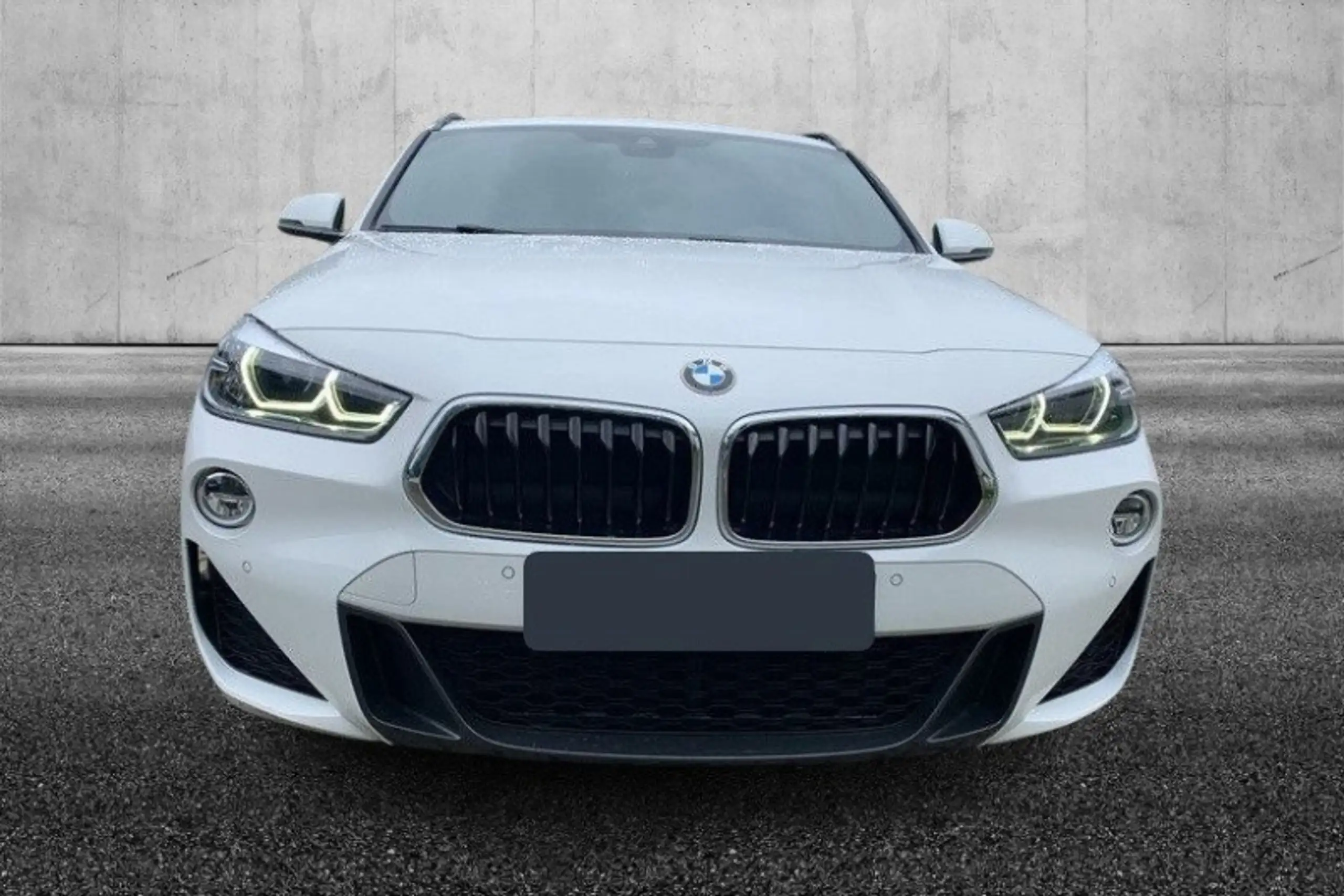 BMW - X2