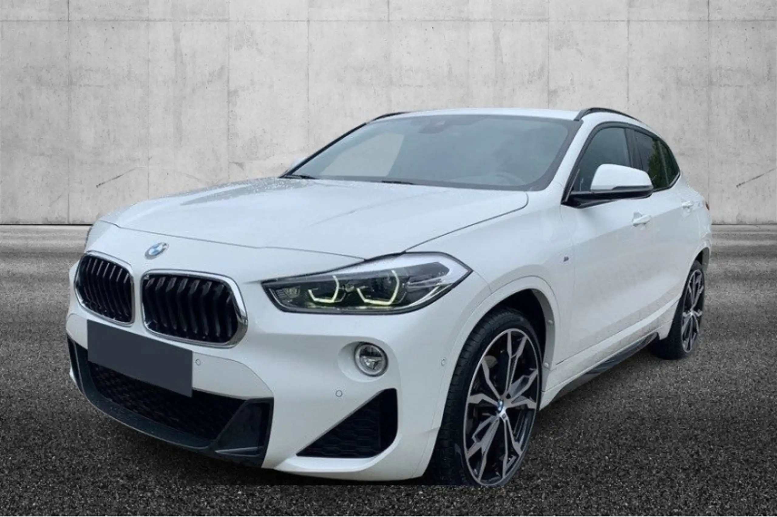 BMW - X2