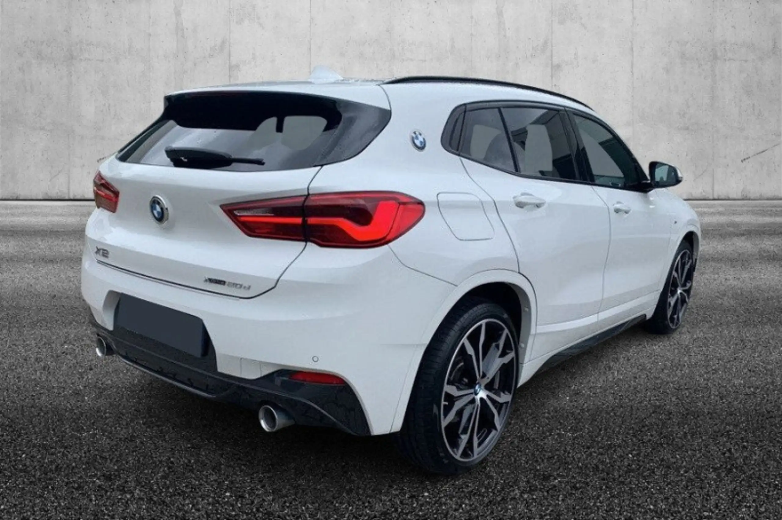 BMW - X2