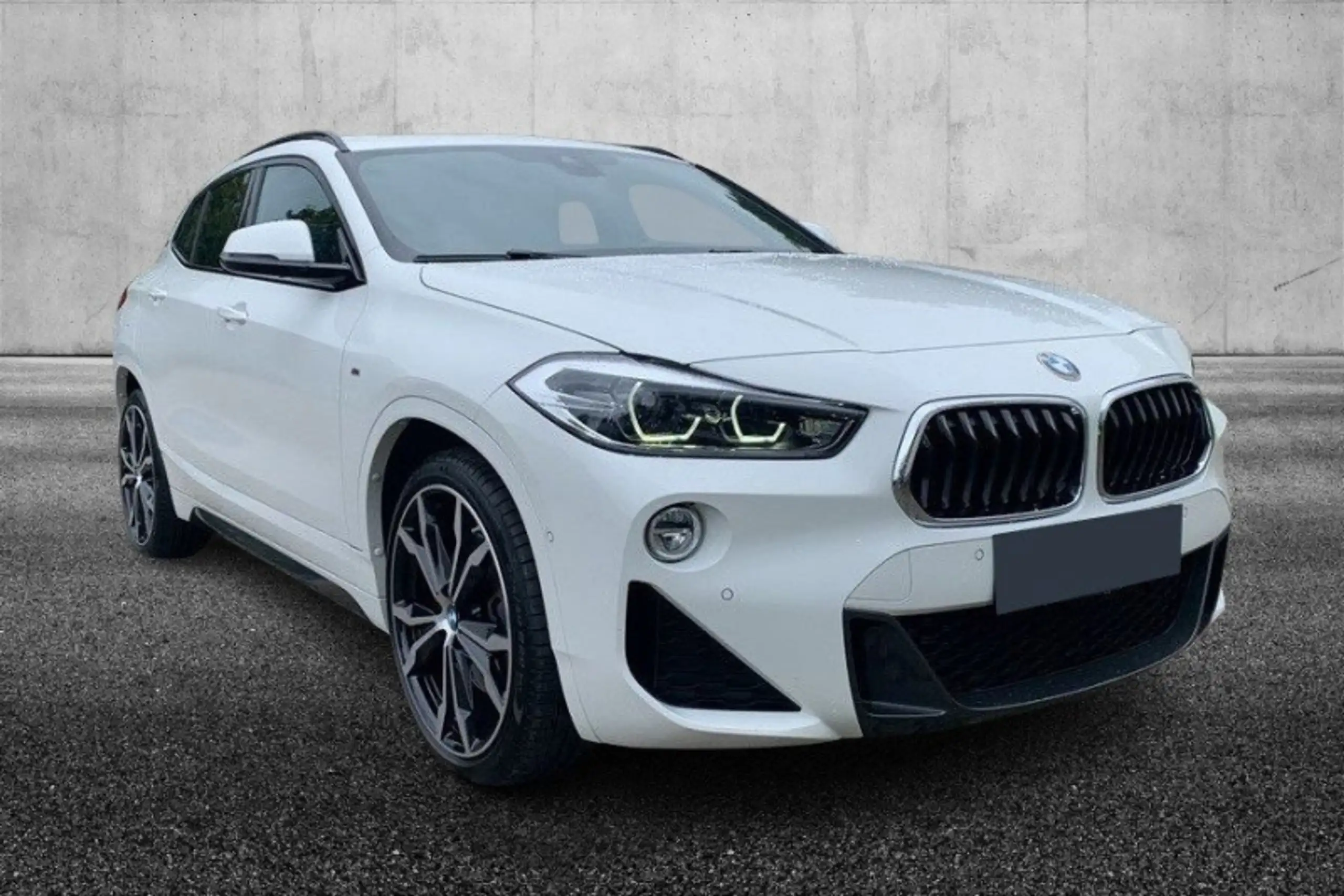 BMW - X2