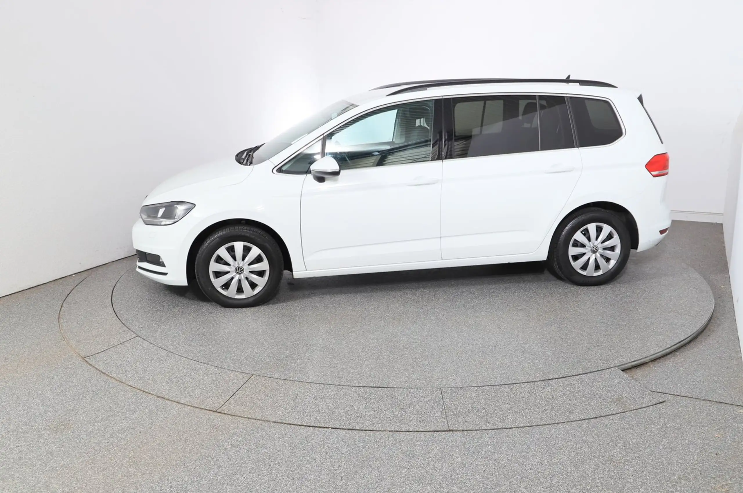 Volkswagen - Touran