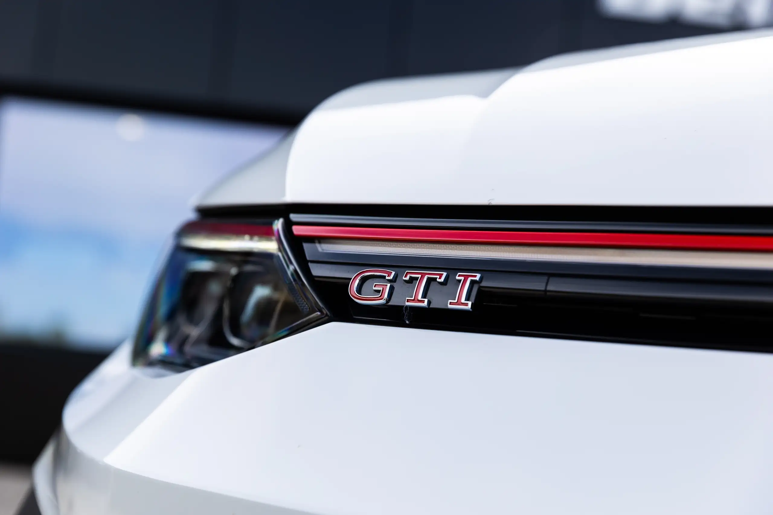 Volkswagen - Golf GTI