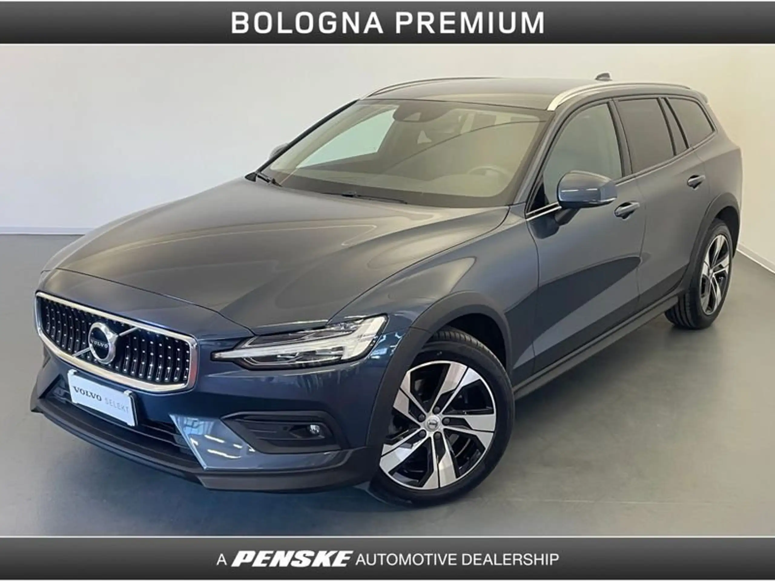 Volvo - V60 Cross Country