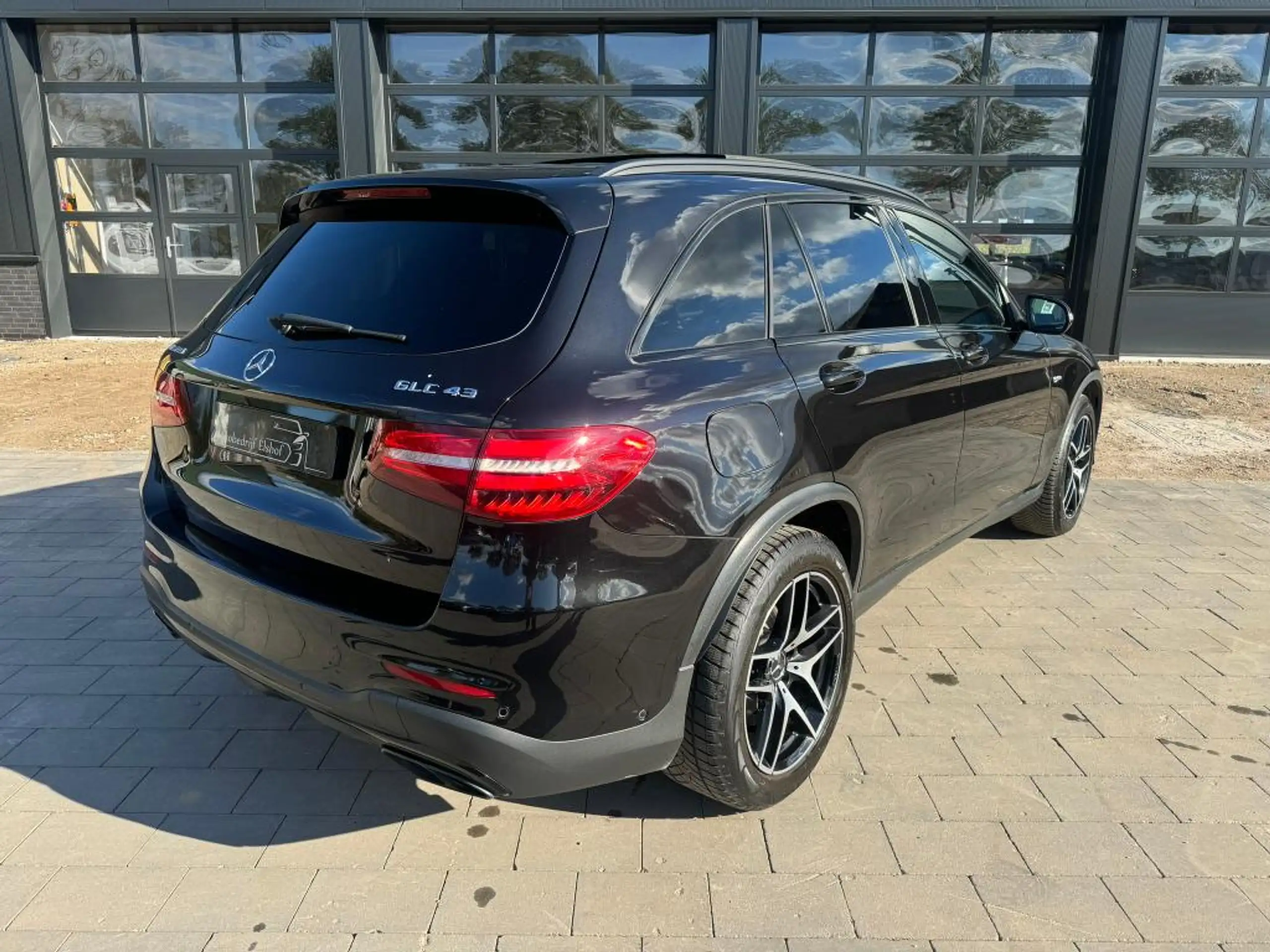 Mercedes-Benz - GLC 43 AMG