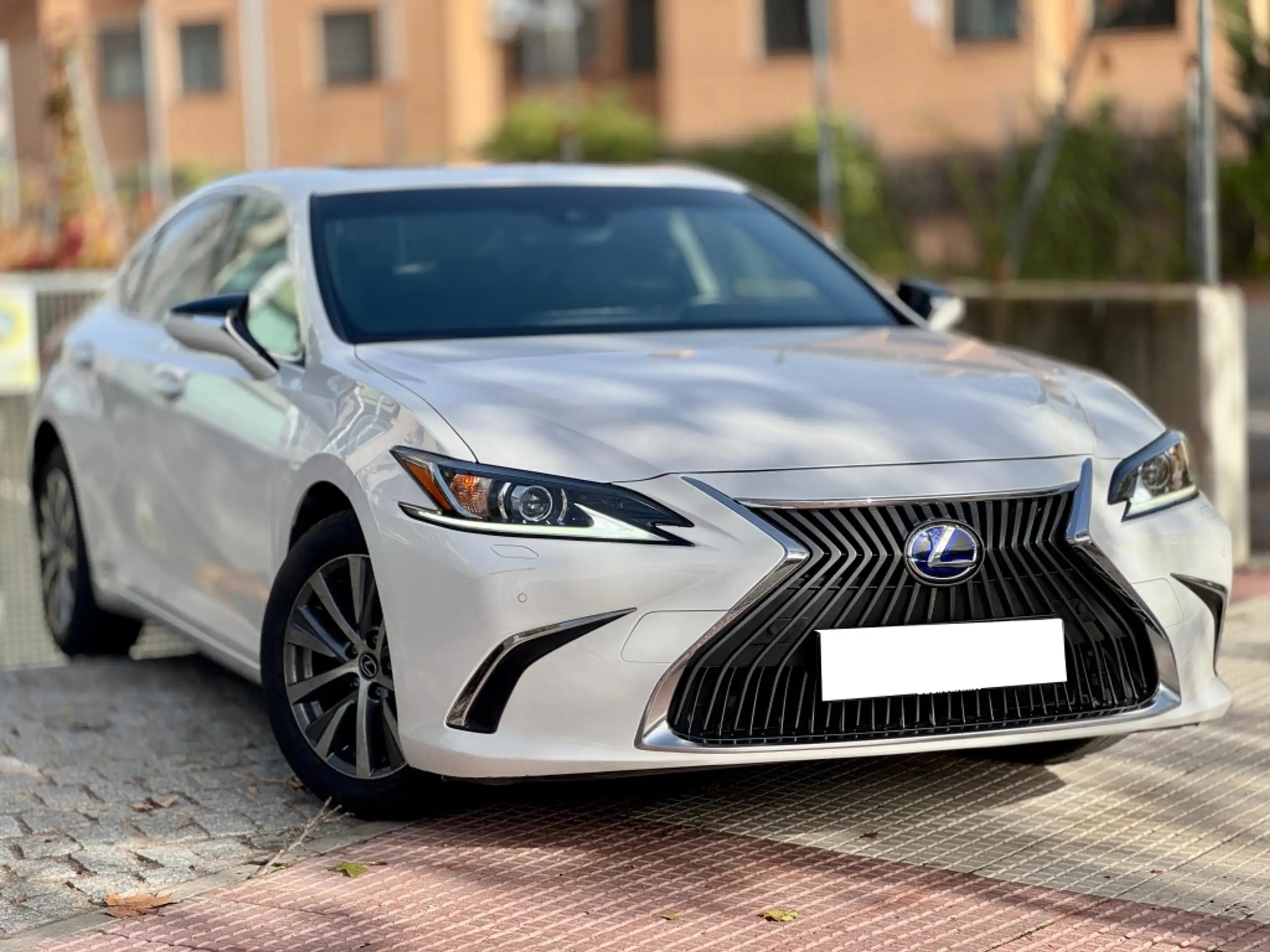 Lexus - ES 300