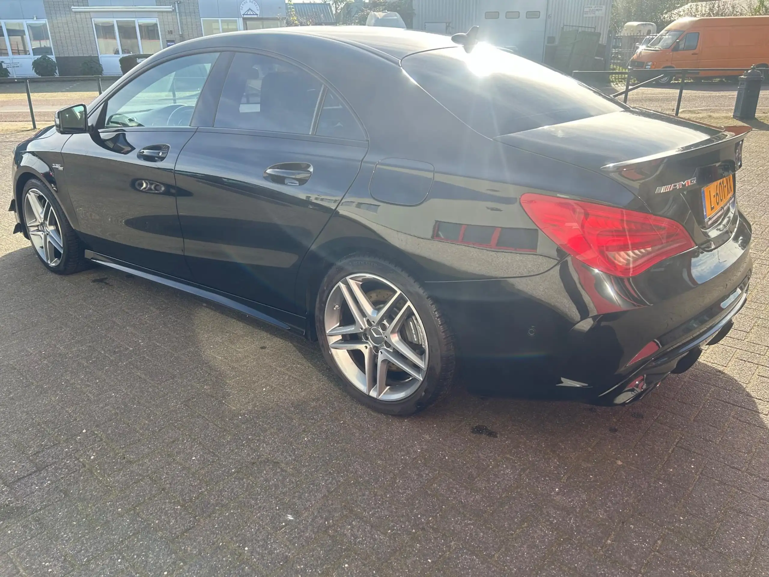 Mercedes-Benz - CLA 45 AMG