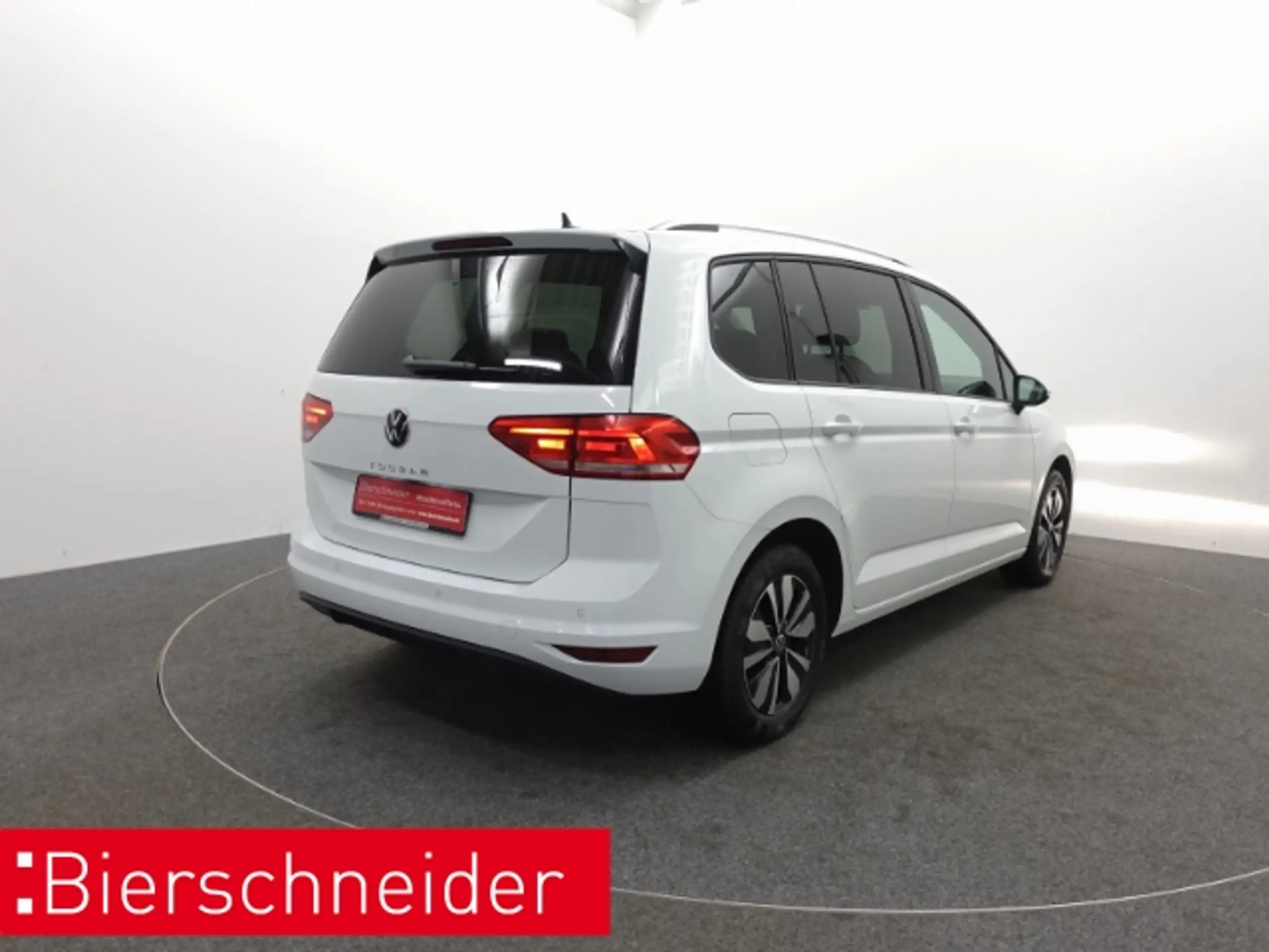 Volkswagen - Touran