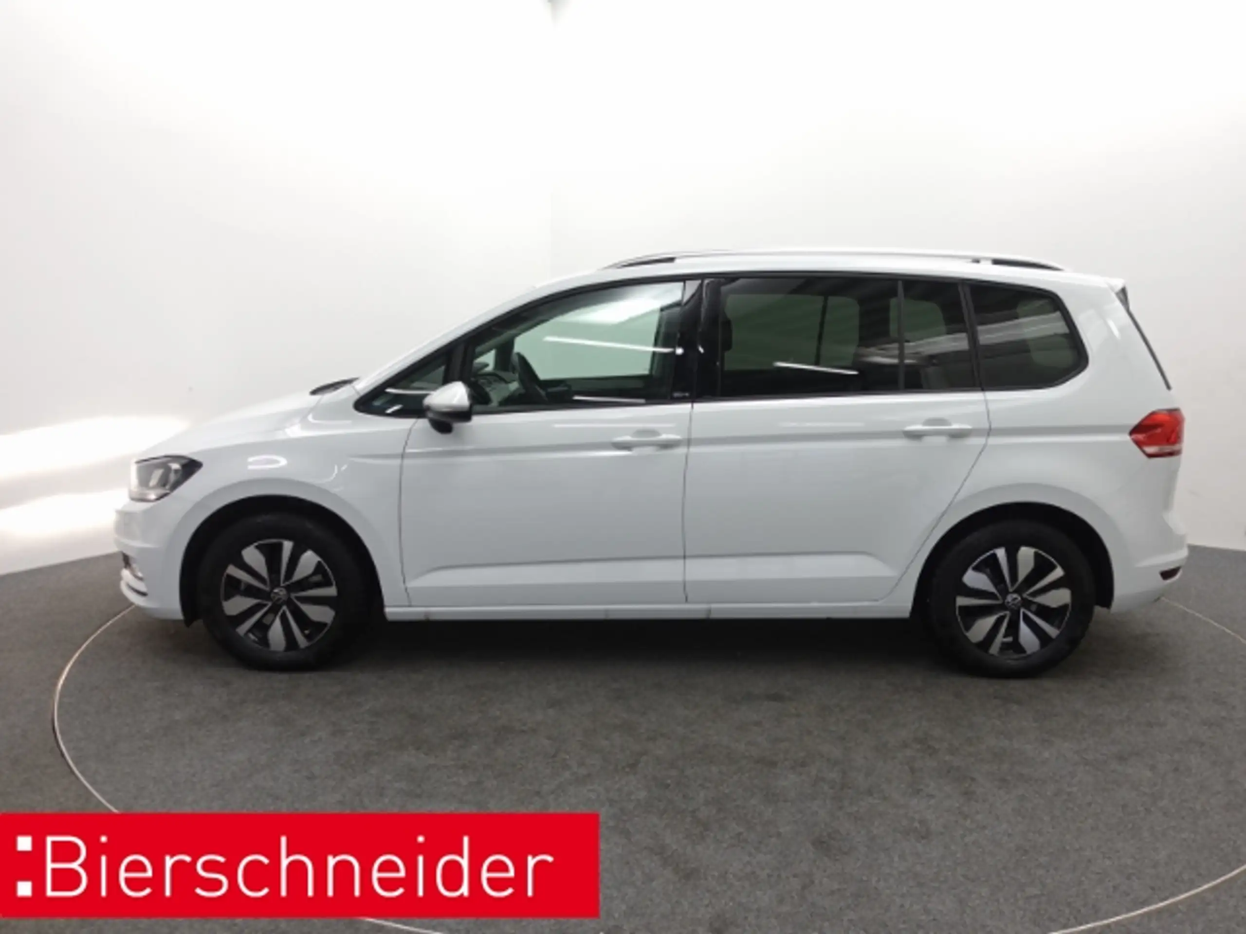 Volkswagen - Touran