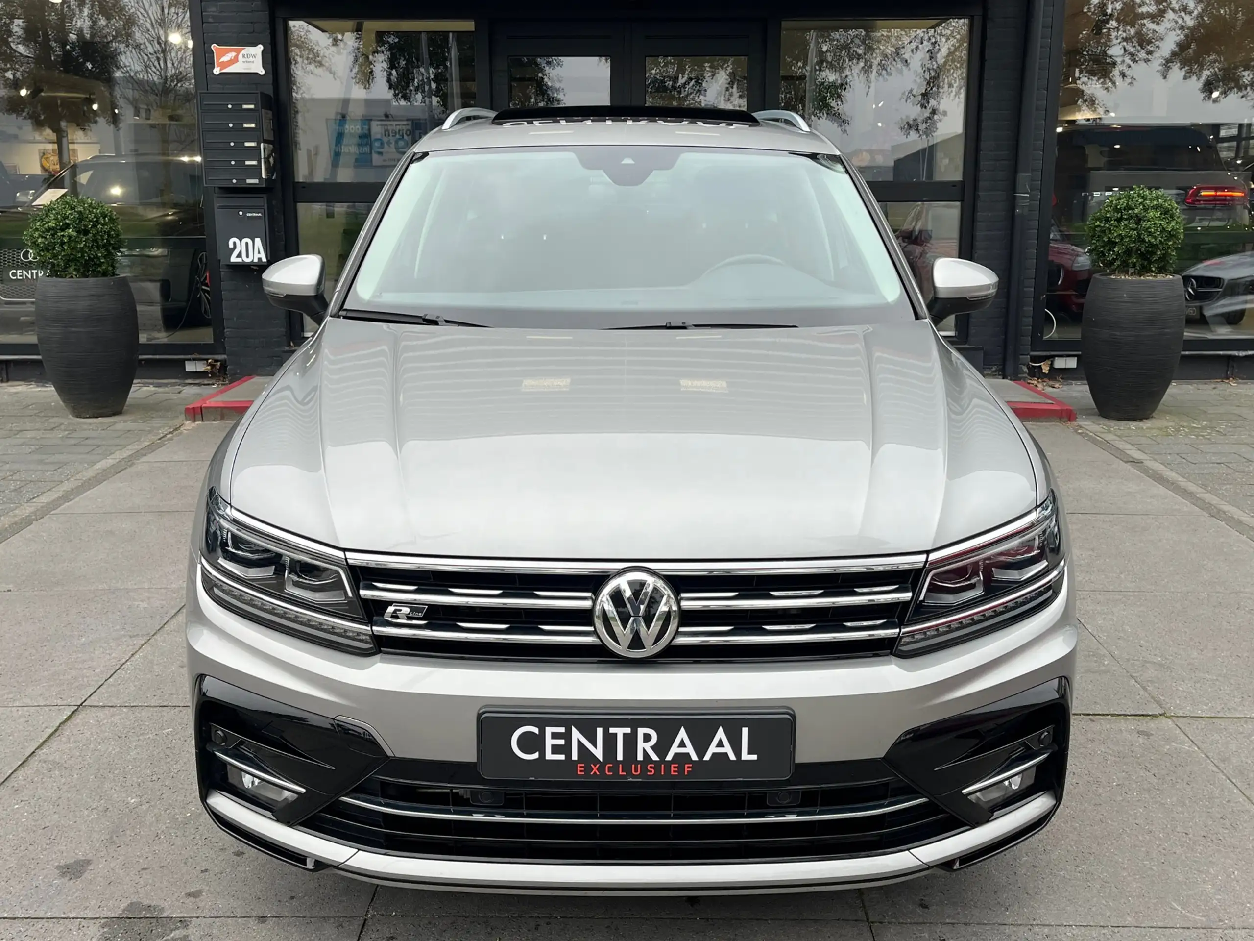 Volkswagen - Tiguan