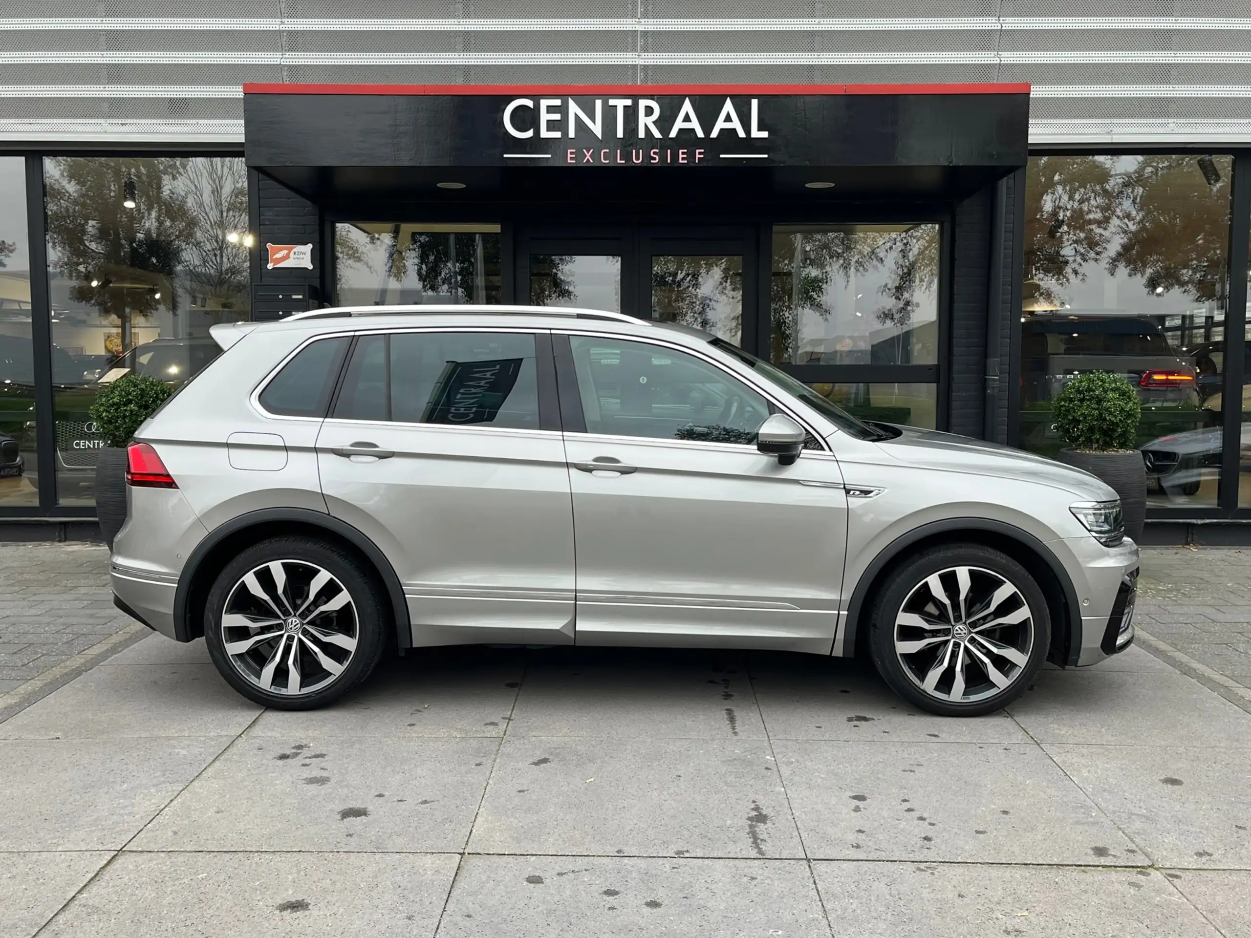 Volkswagen - Tiguan