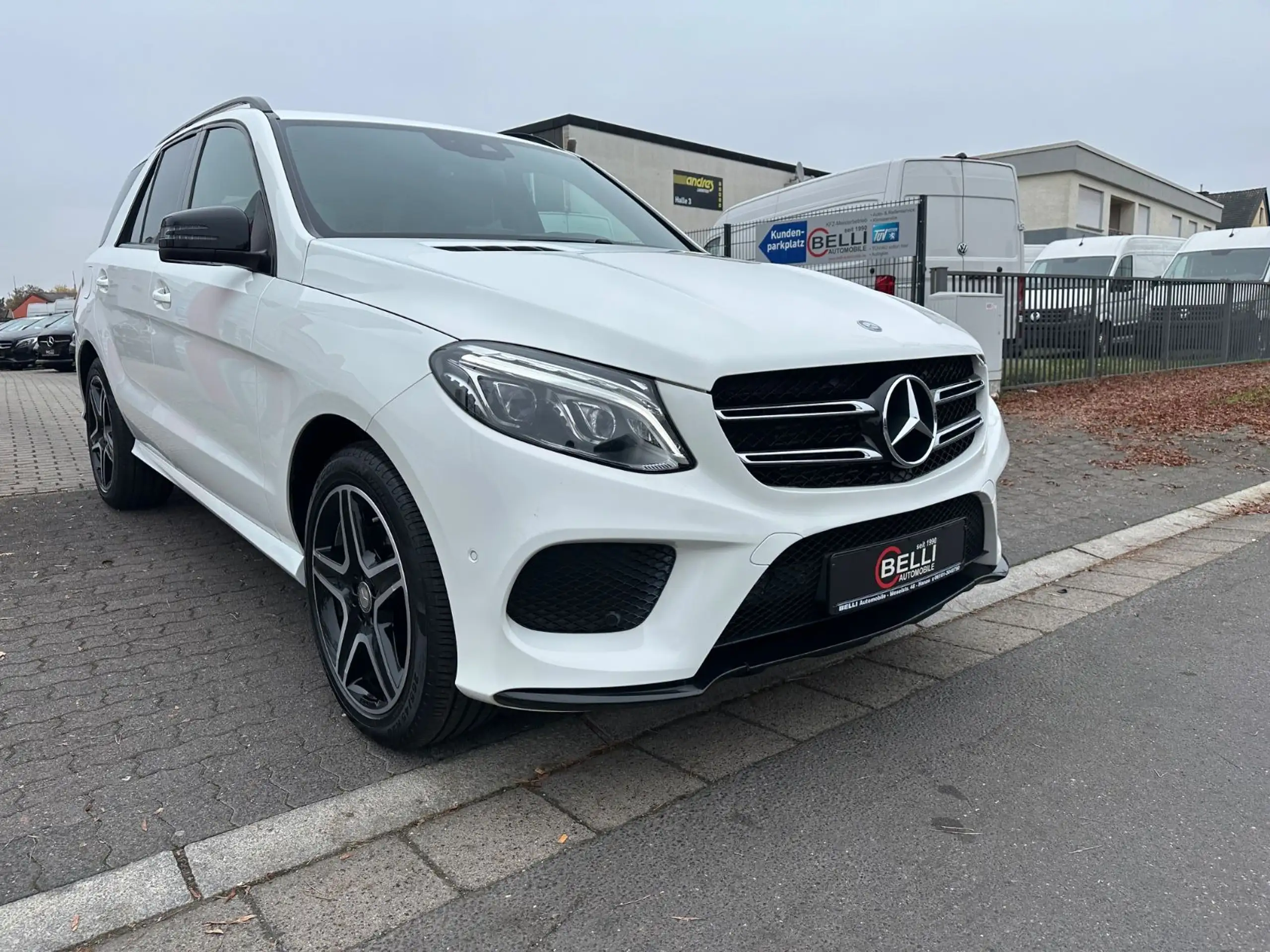 Mercedes-Benz - GLE 350