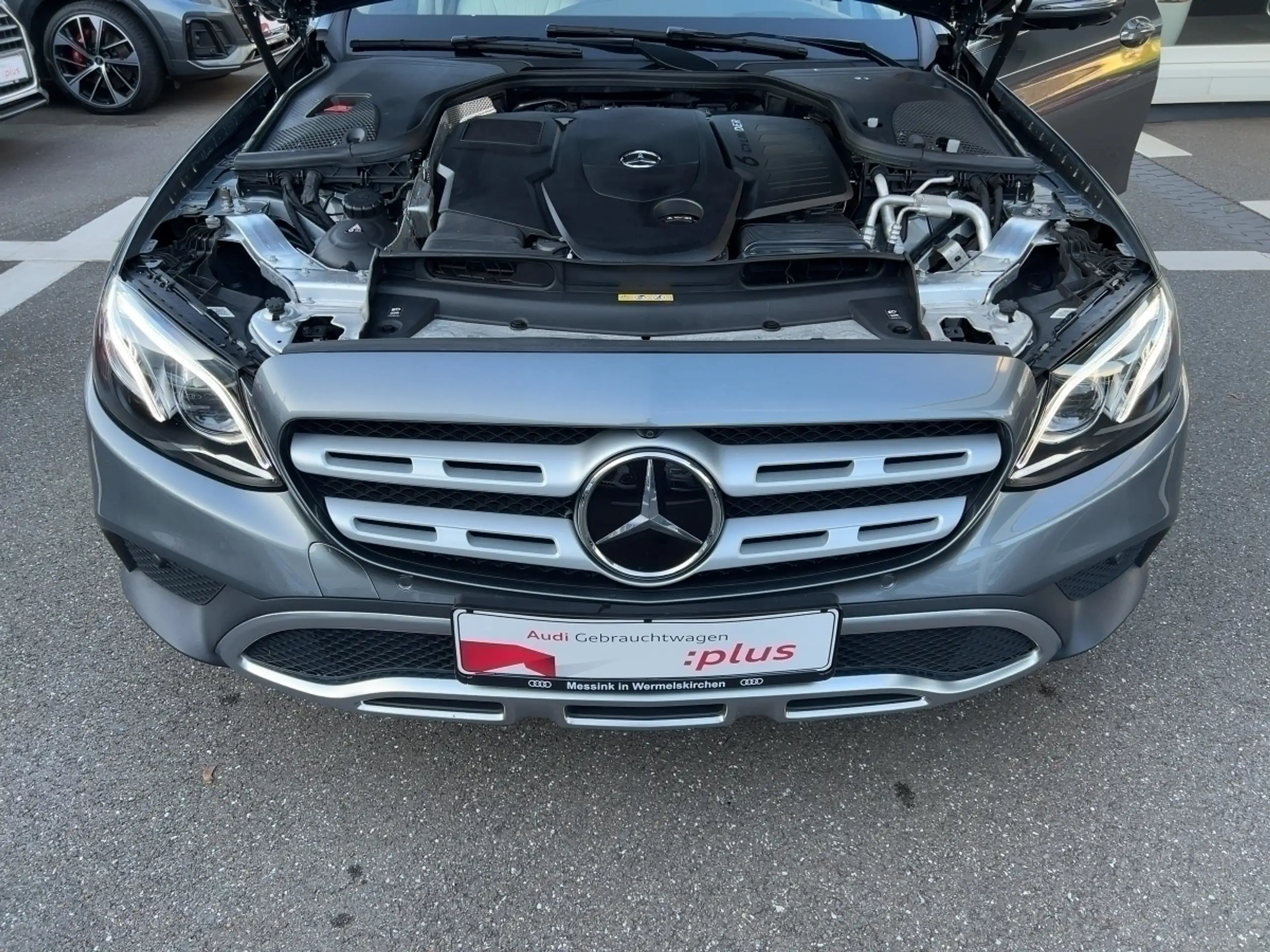 Mercedes-Benz - E 400