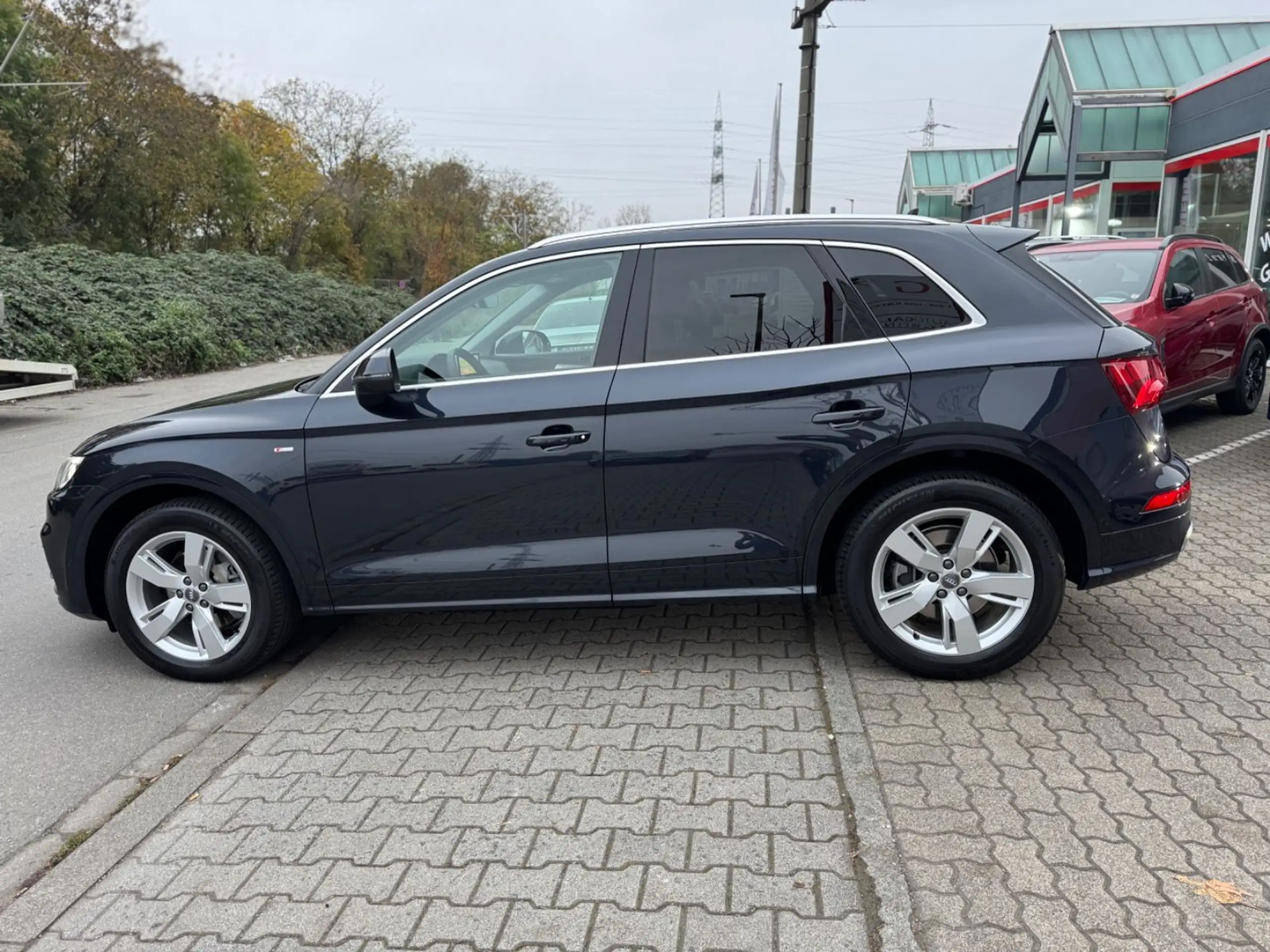 Audi - Q5