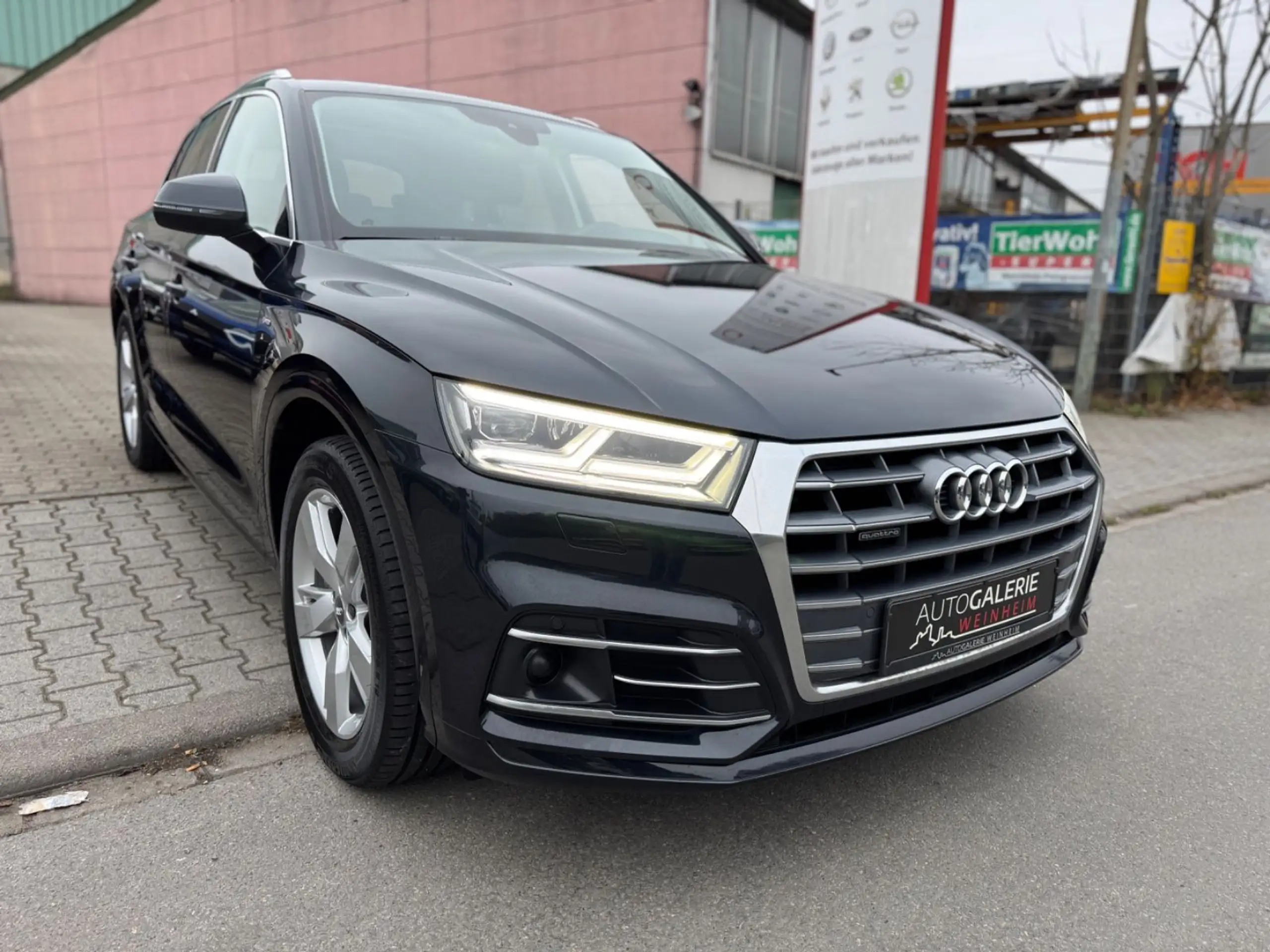 Audi - Q5