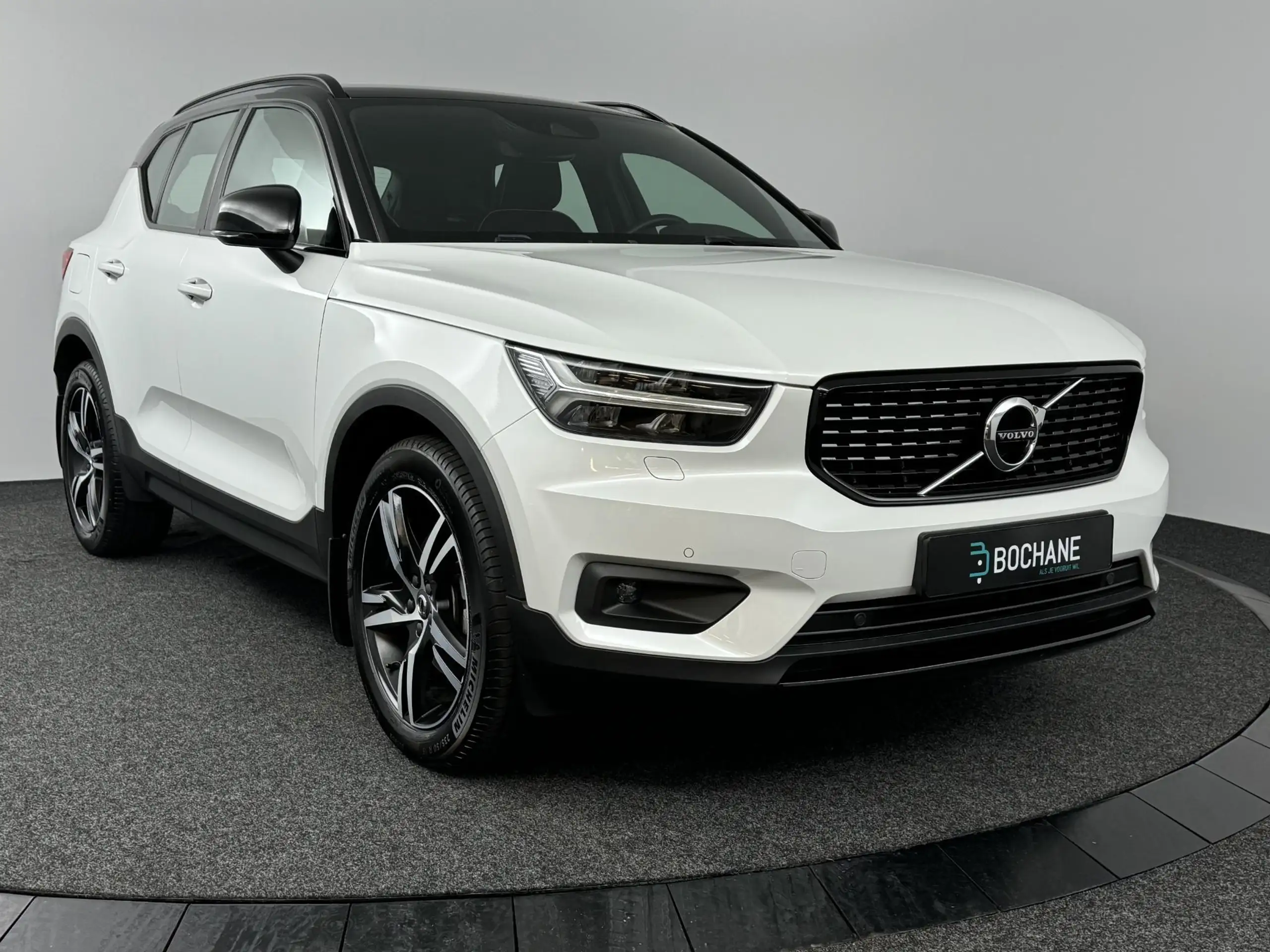 Volvo - XC40