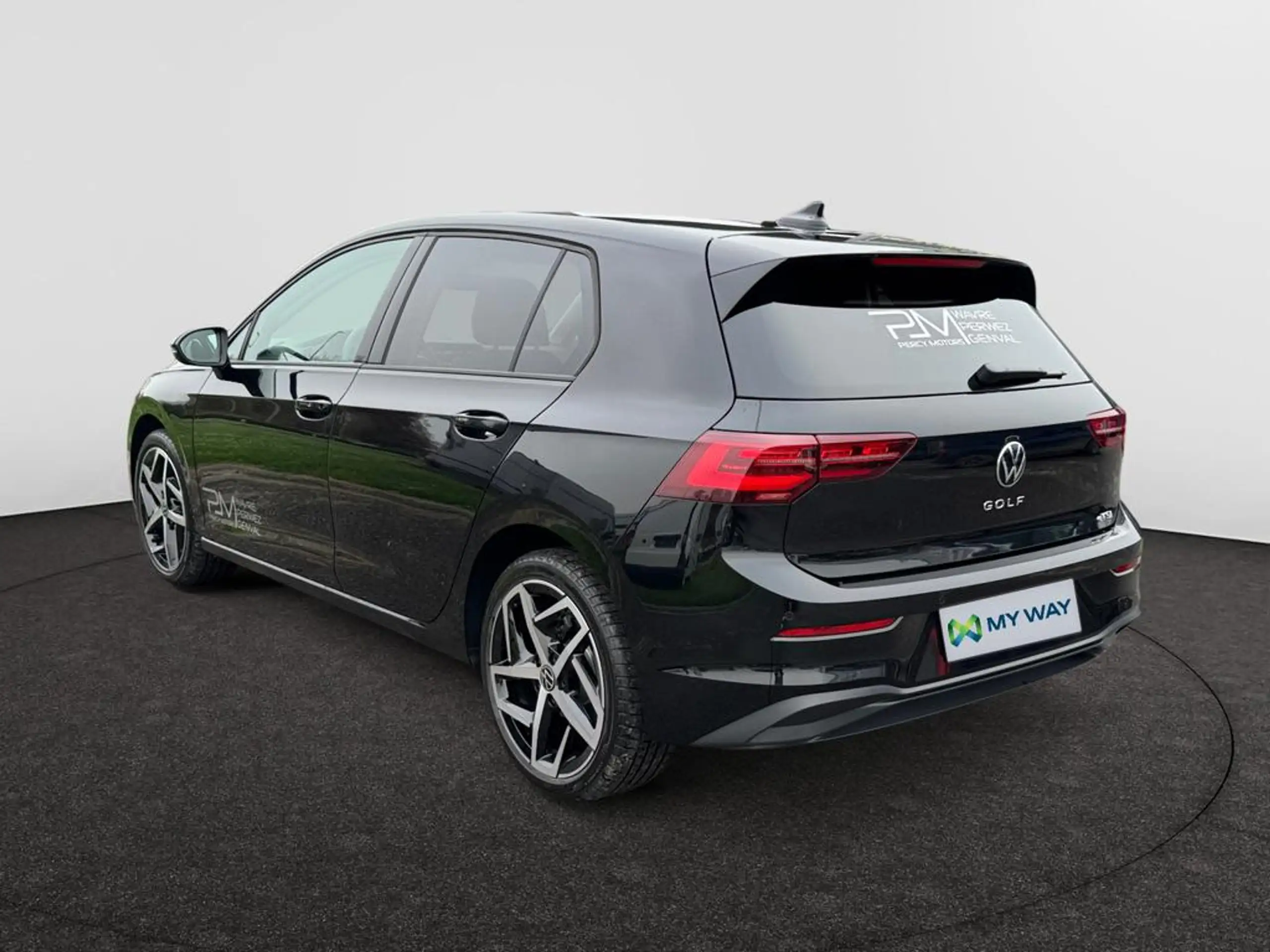 Volkswagen - Golf