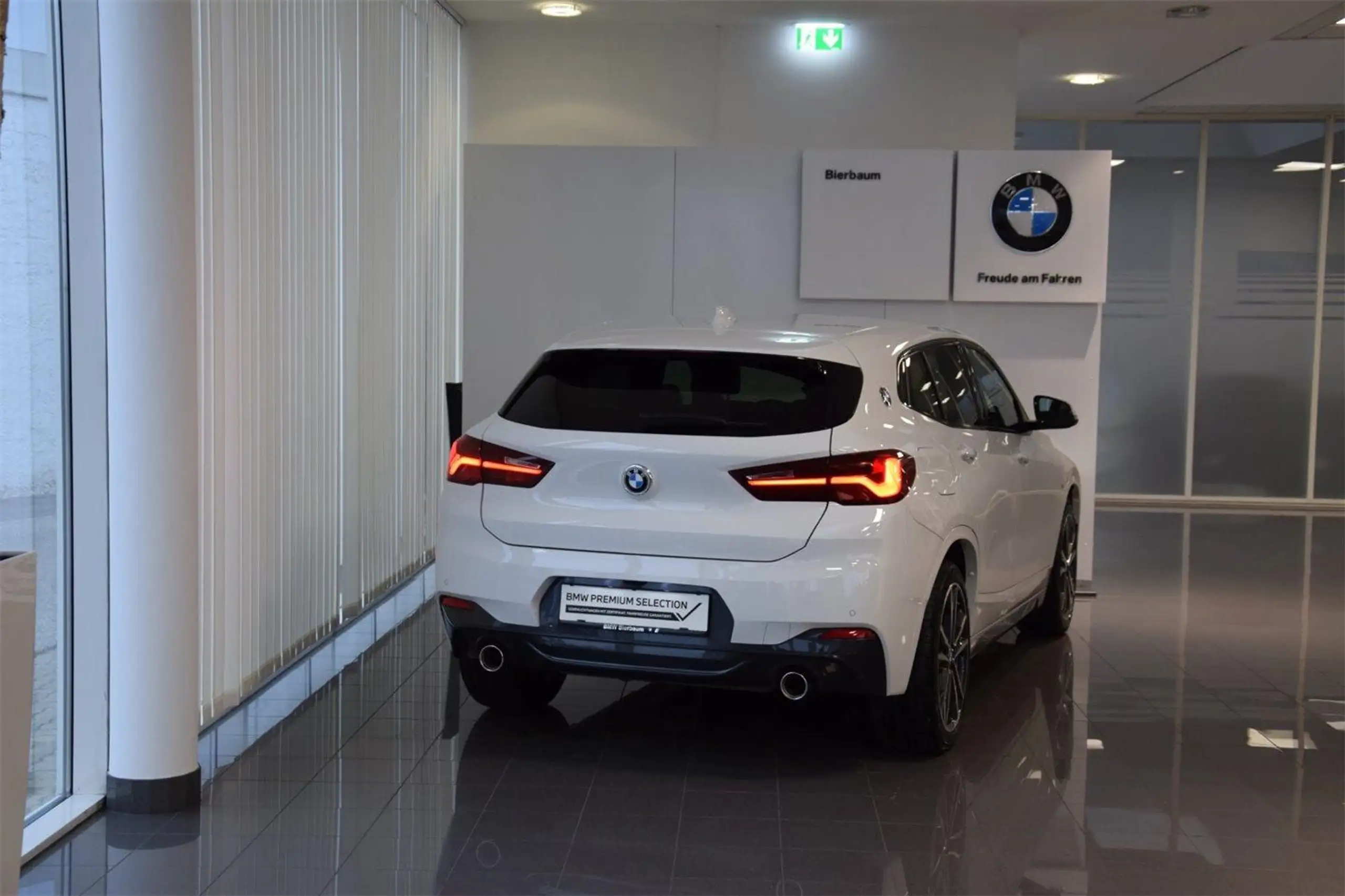 BMW - X2