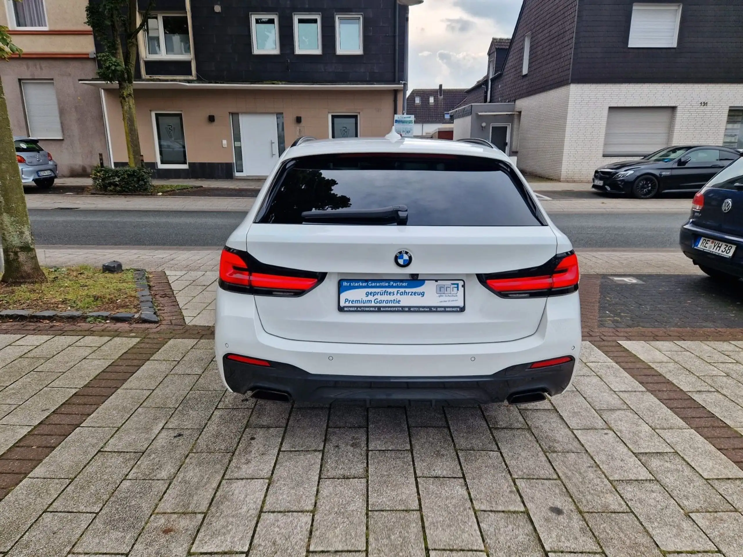 BMW - 530