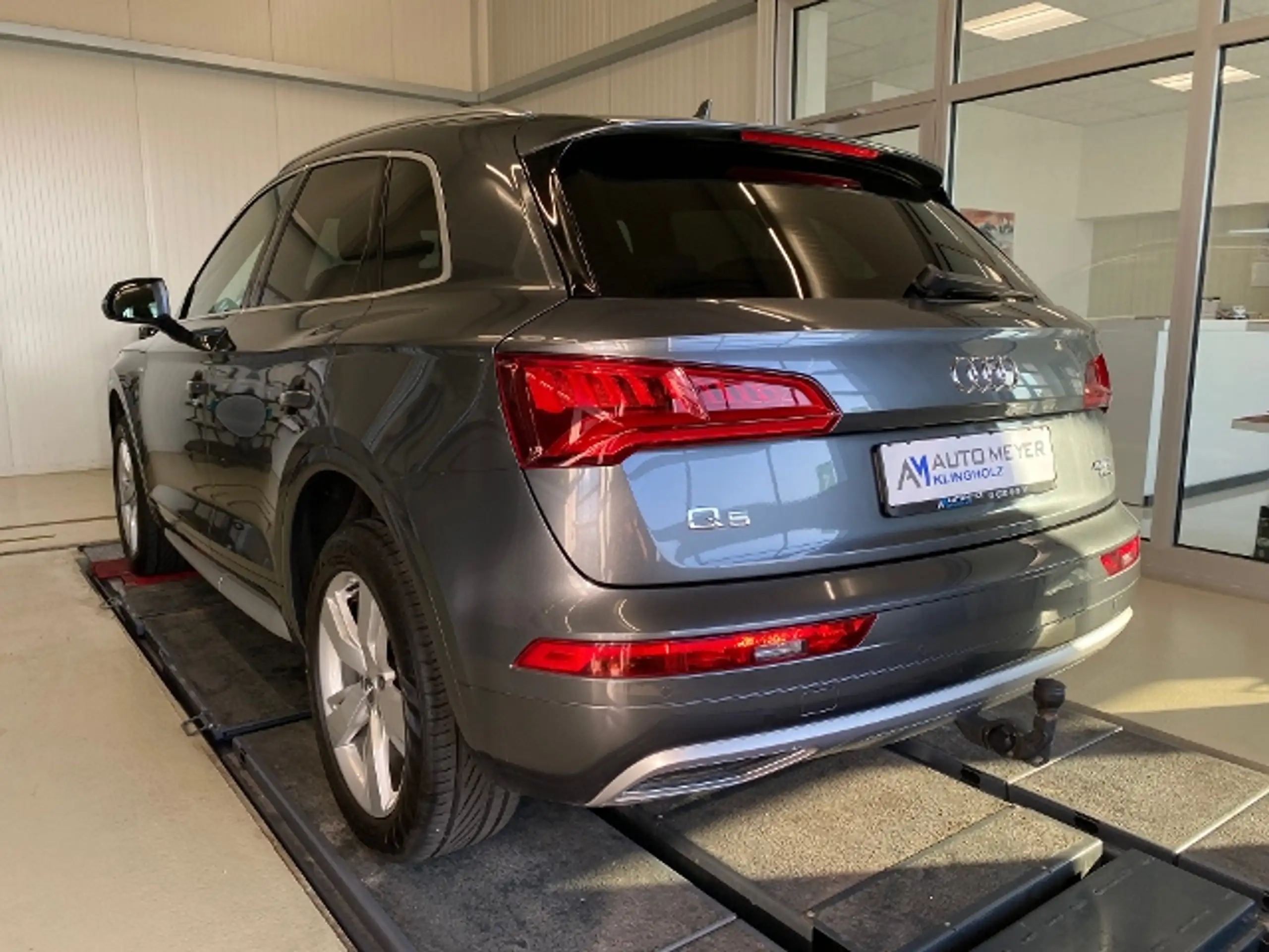 Audi - Q5