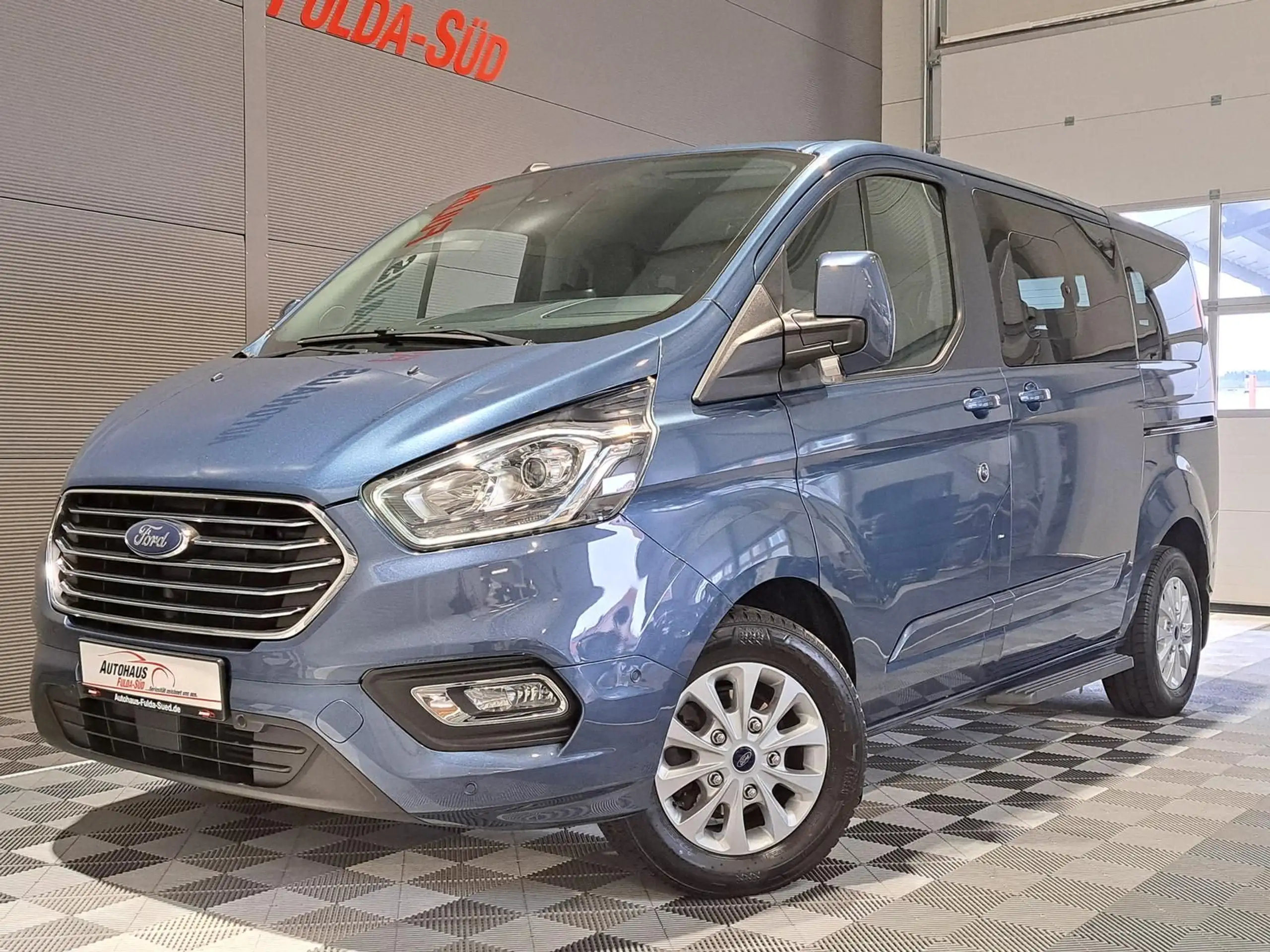 Ford - Tourneo Custom