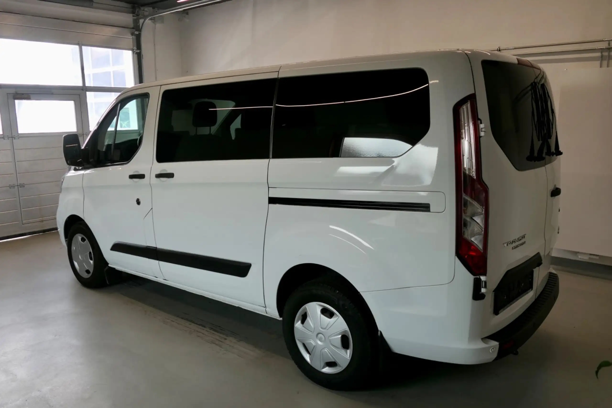 Ford - Transit Custom