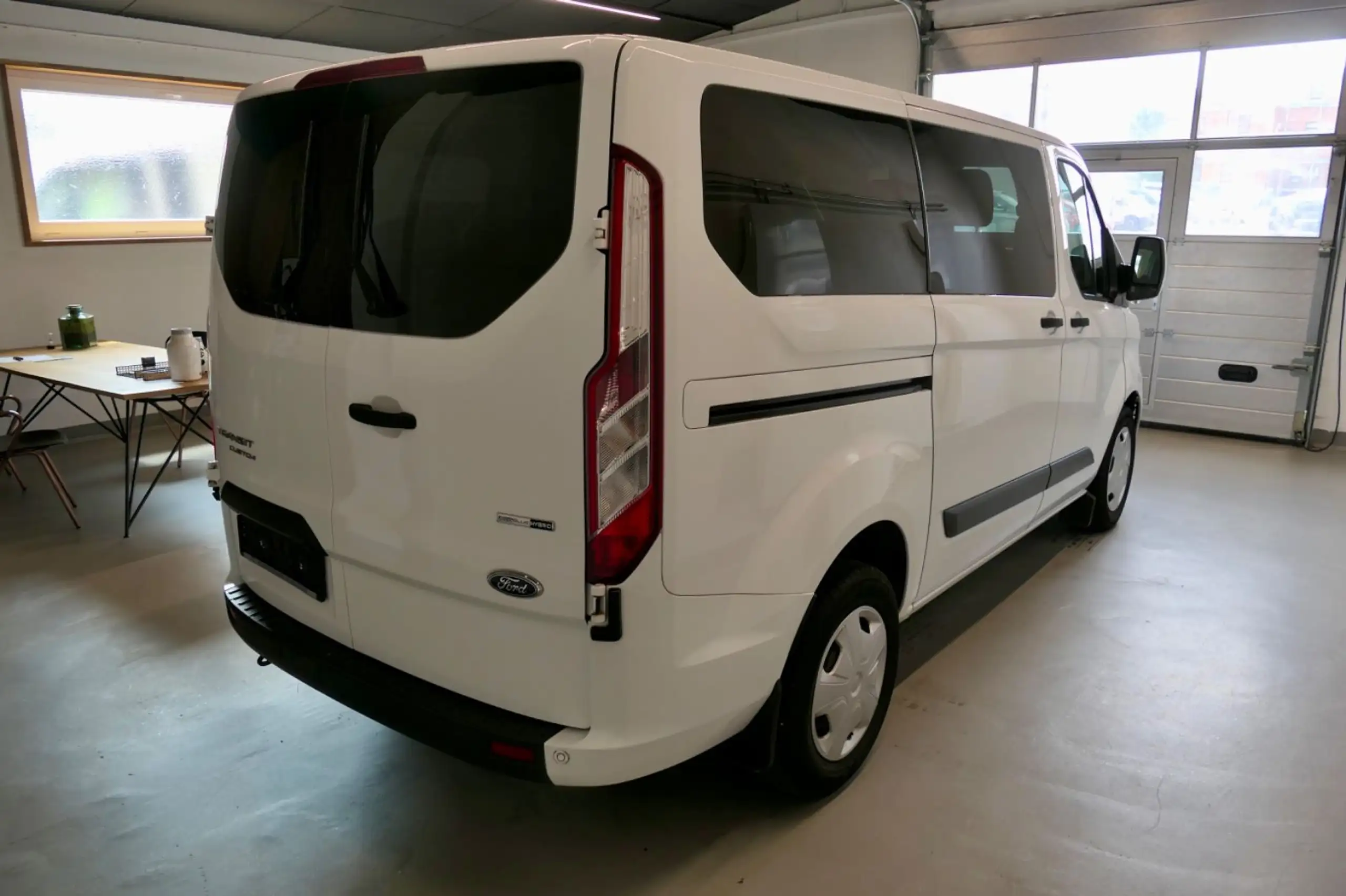 Ford - Transit Custom