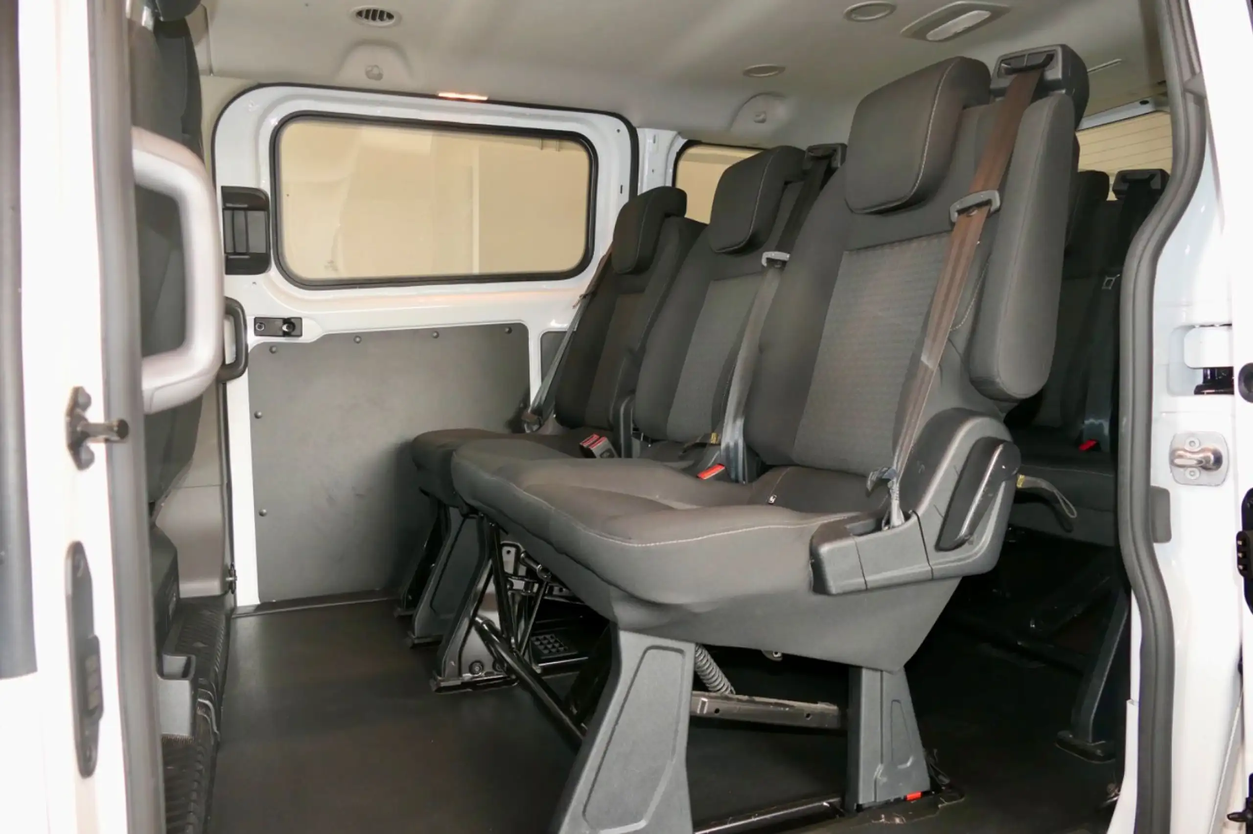 Ford - Transit Custom