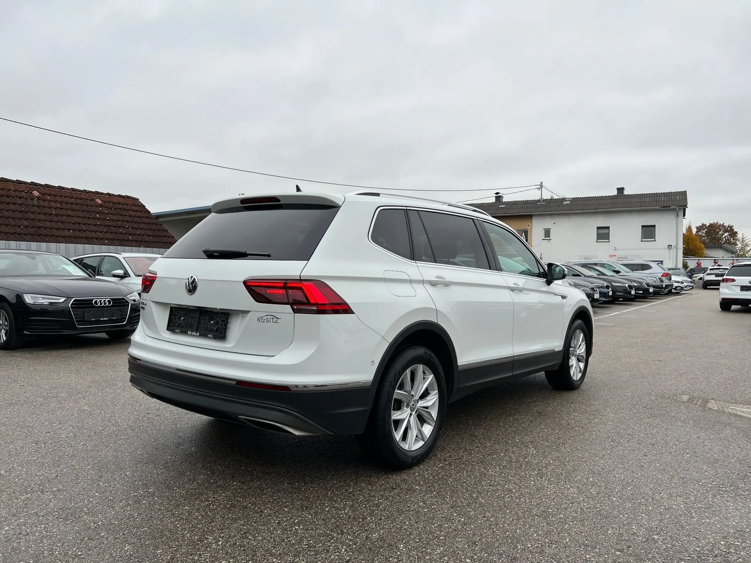 Volkswagen - Tiguan