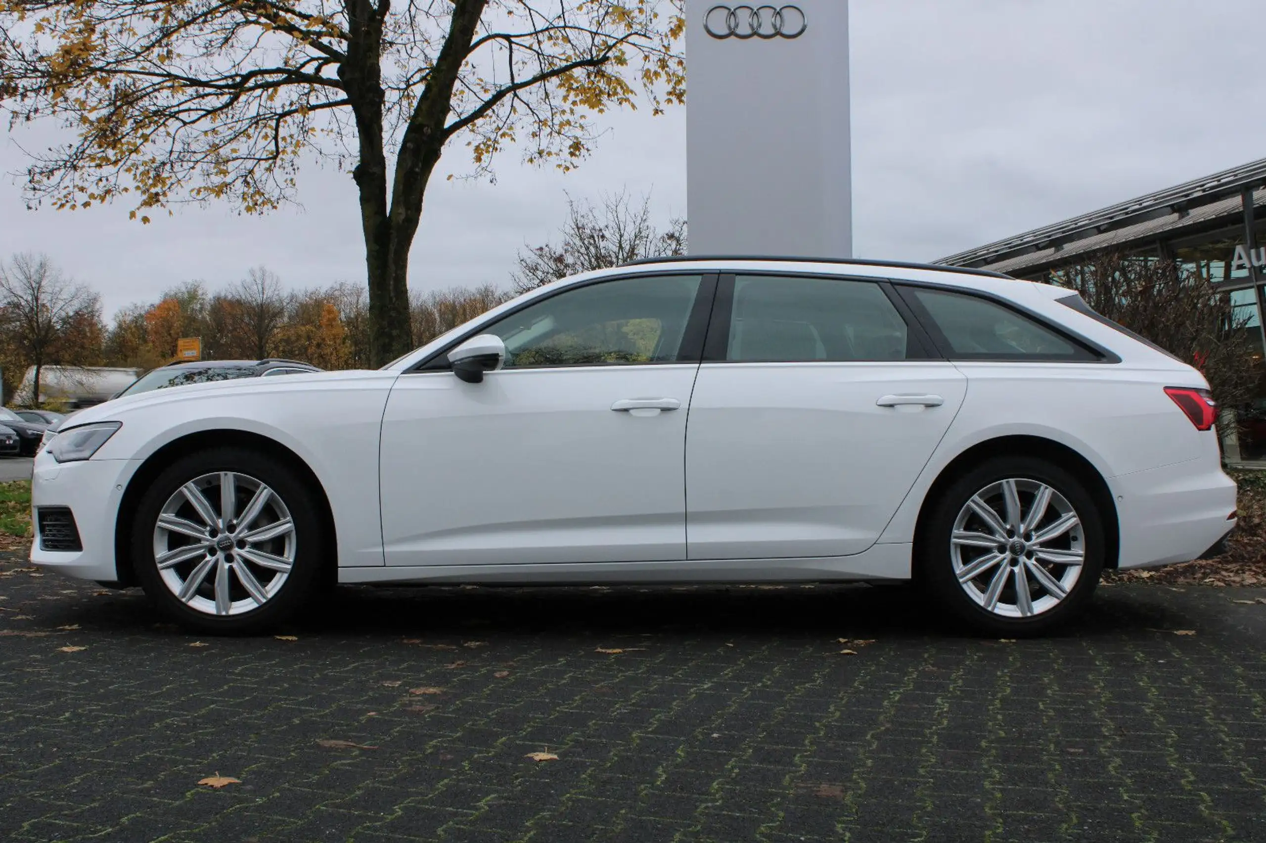 Audi - A6