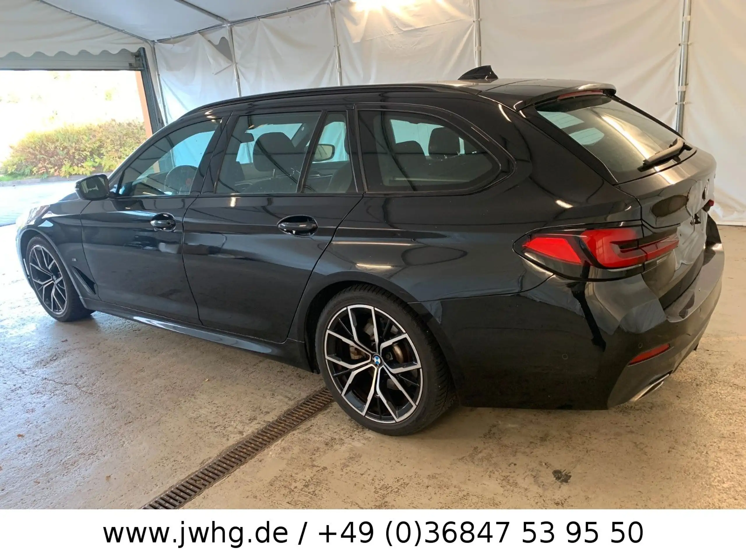 BMW - 520