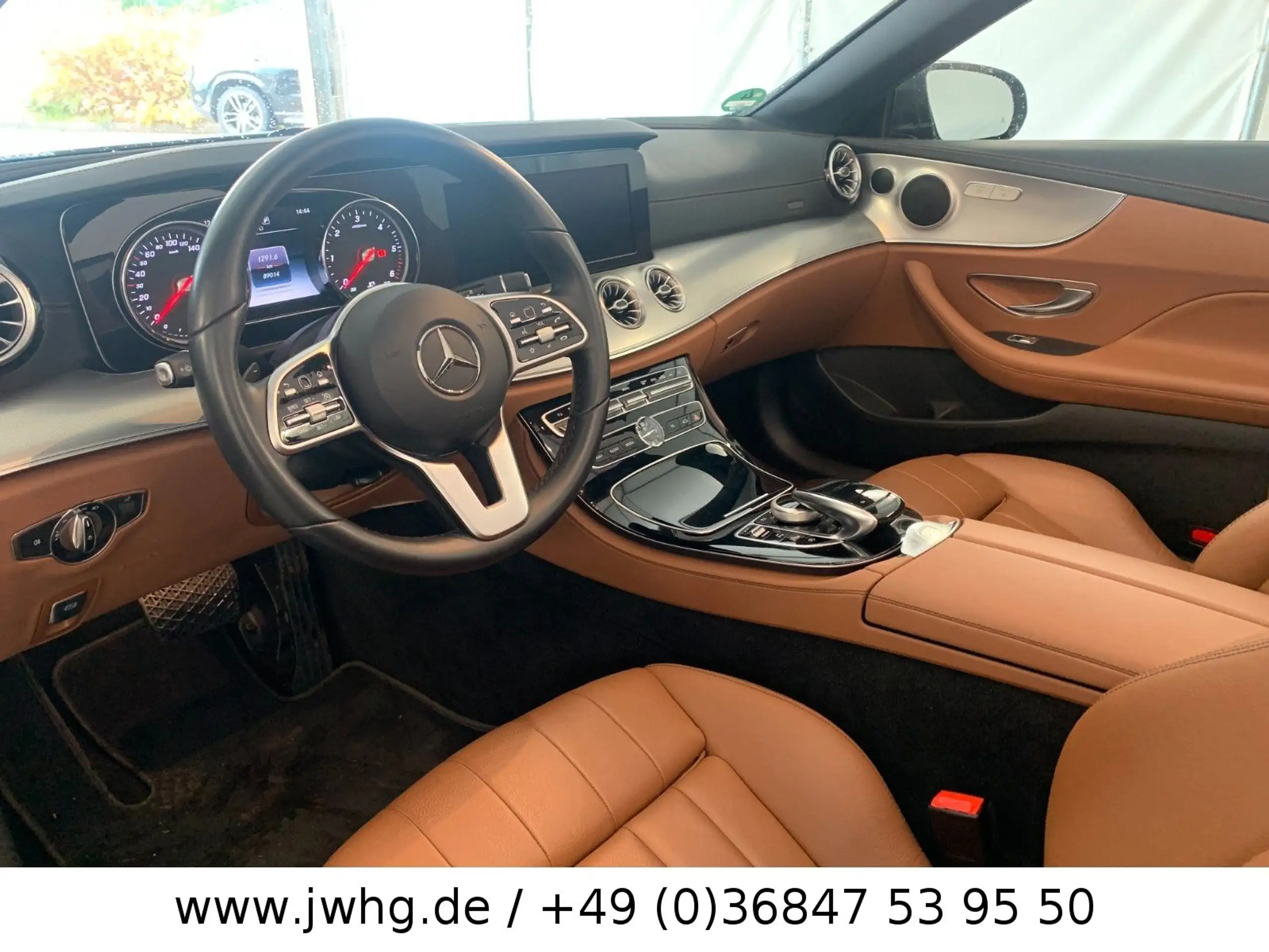 Mercedes-Benz - E 220