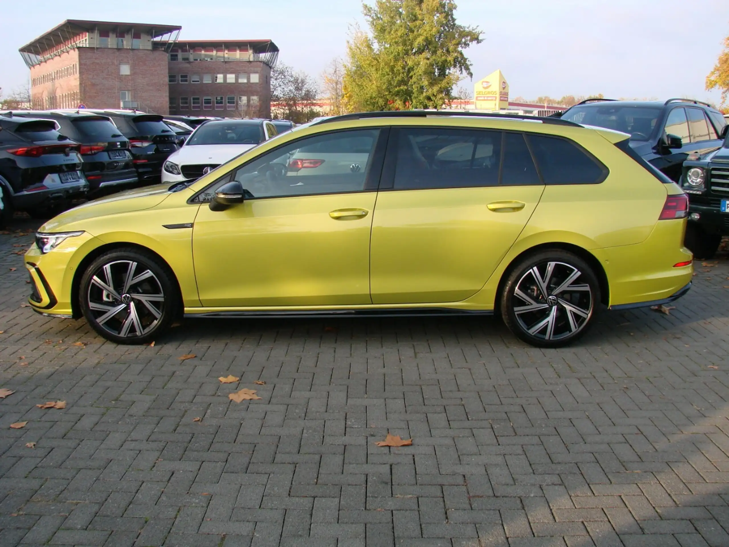 Volkswagen - Golf Variant