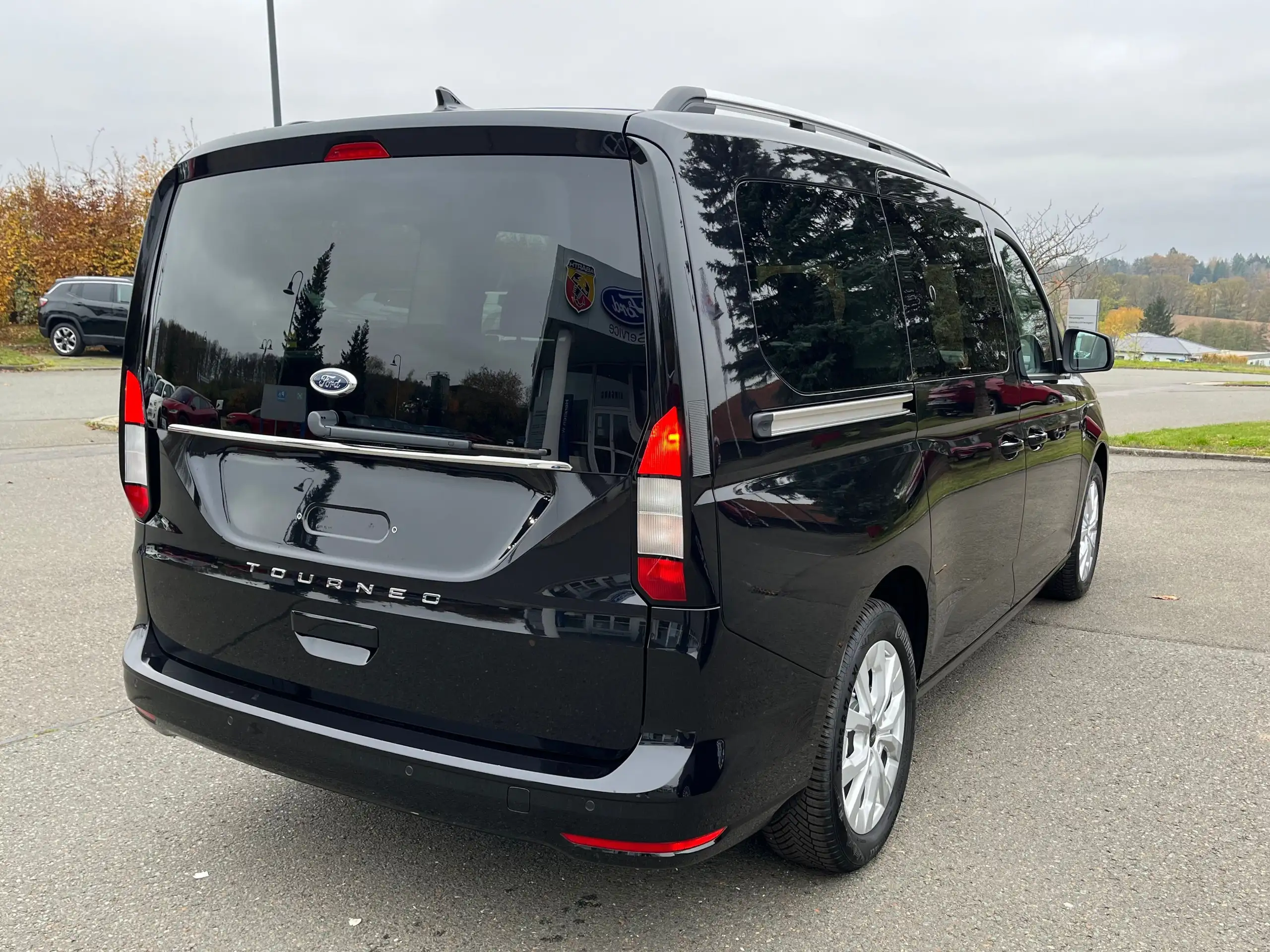 Ford - Tourneo Connect