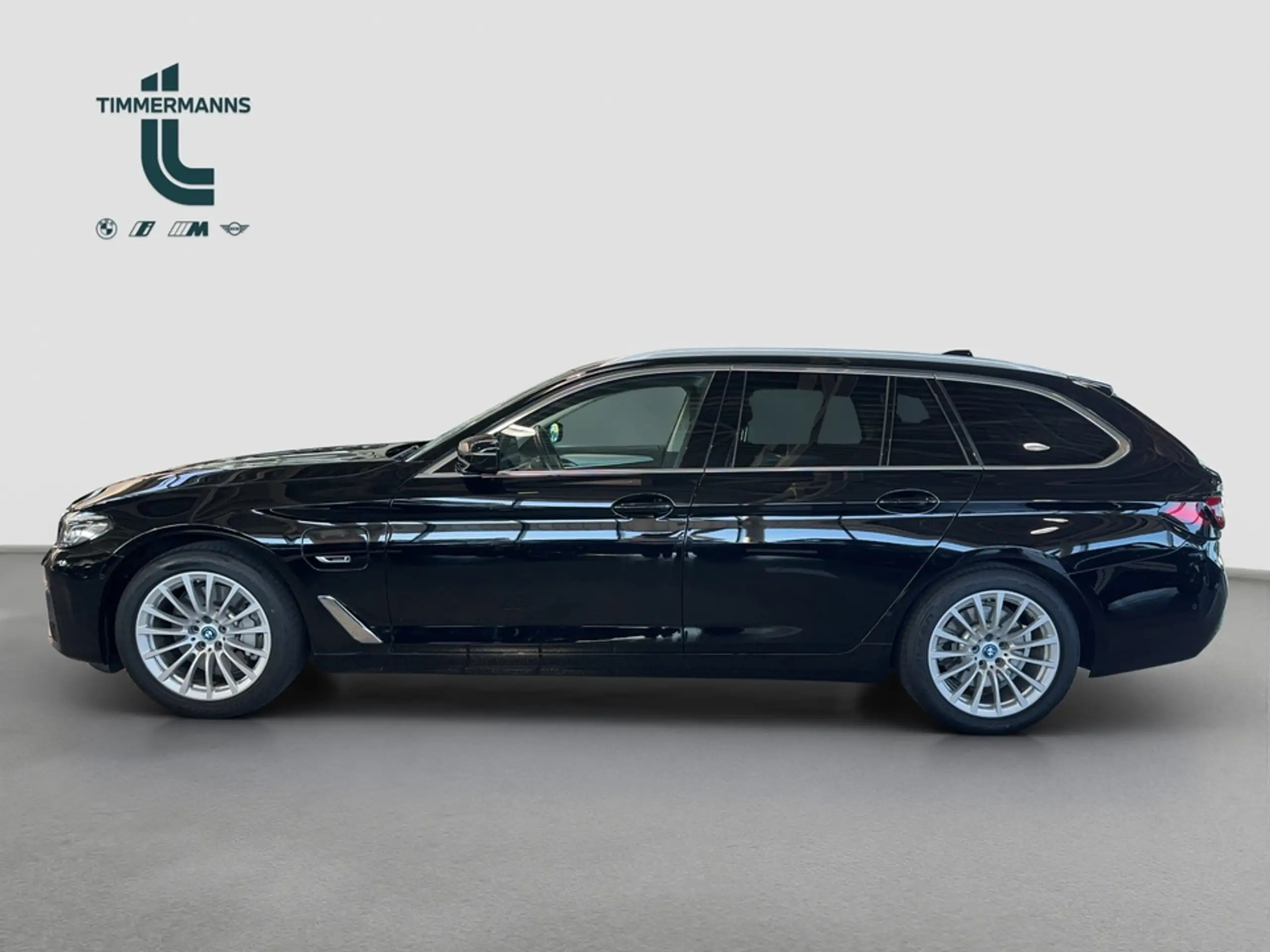 BMW - 530