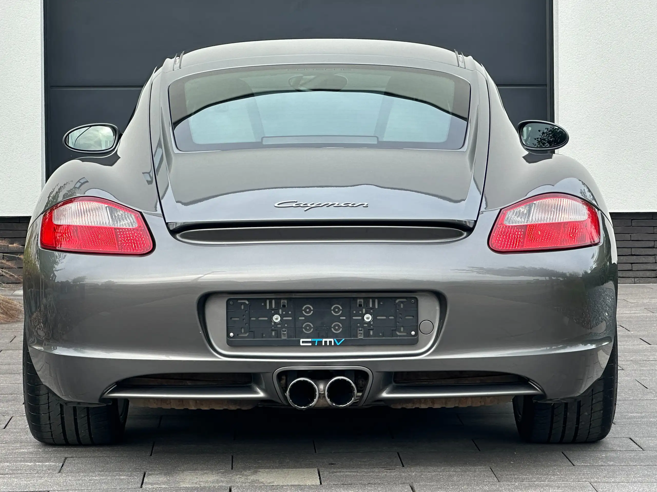 Porsche - Cayman