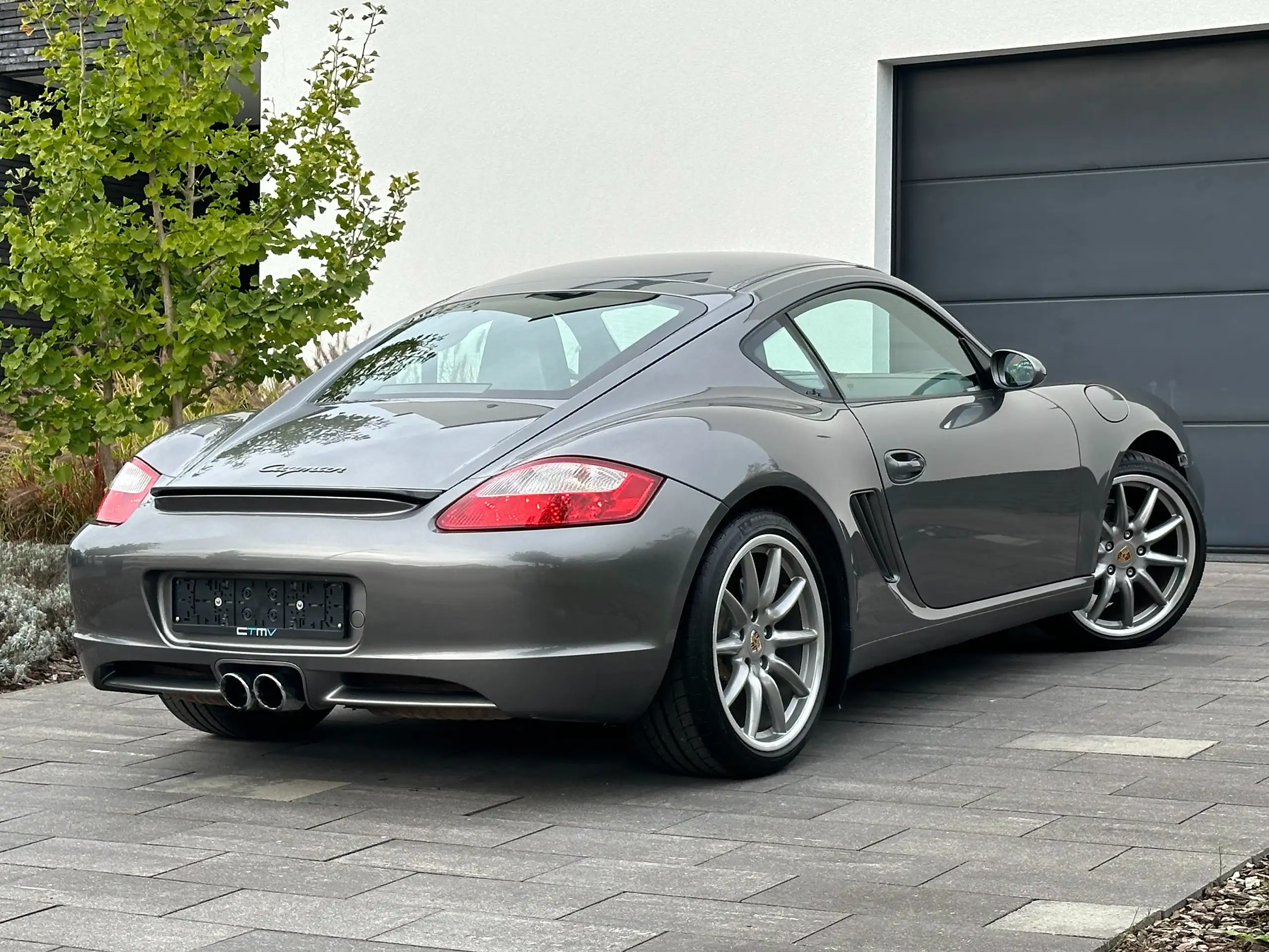 Porsche - Cayman