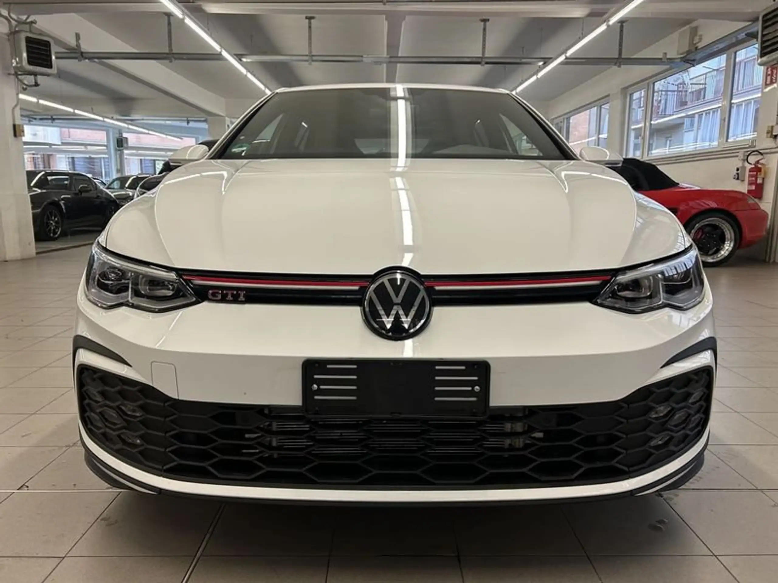 Volkswagen - Golf GTI