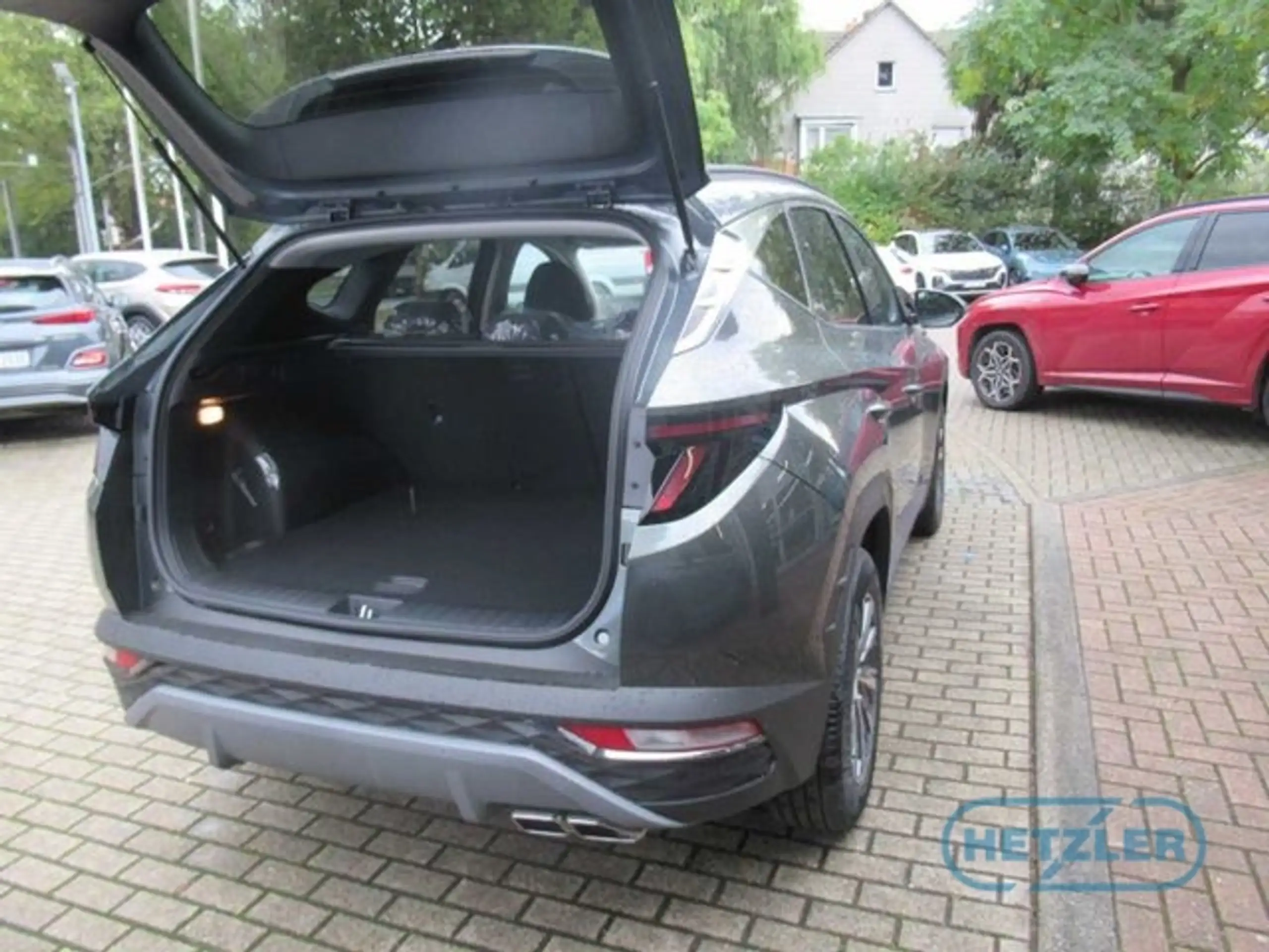 Hyundai - TUCSON