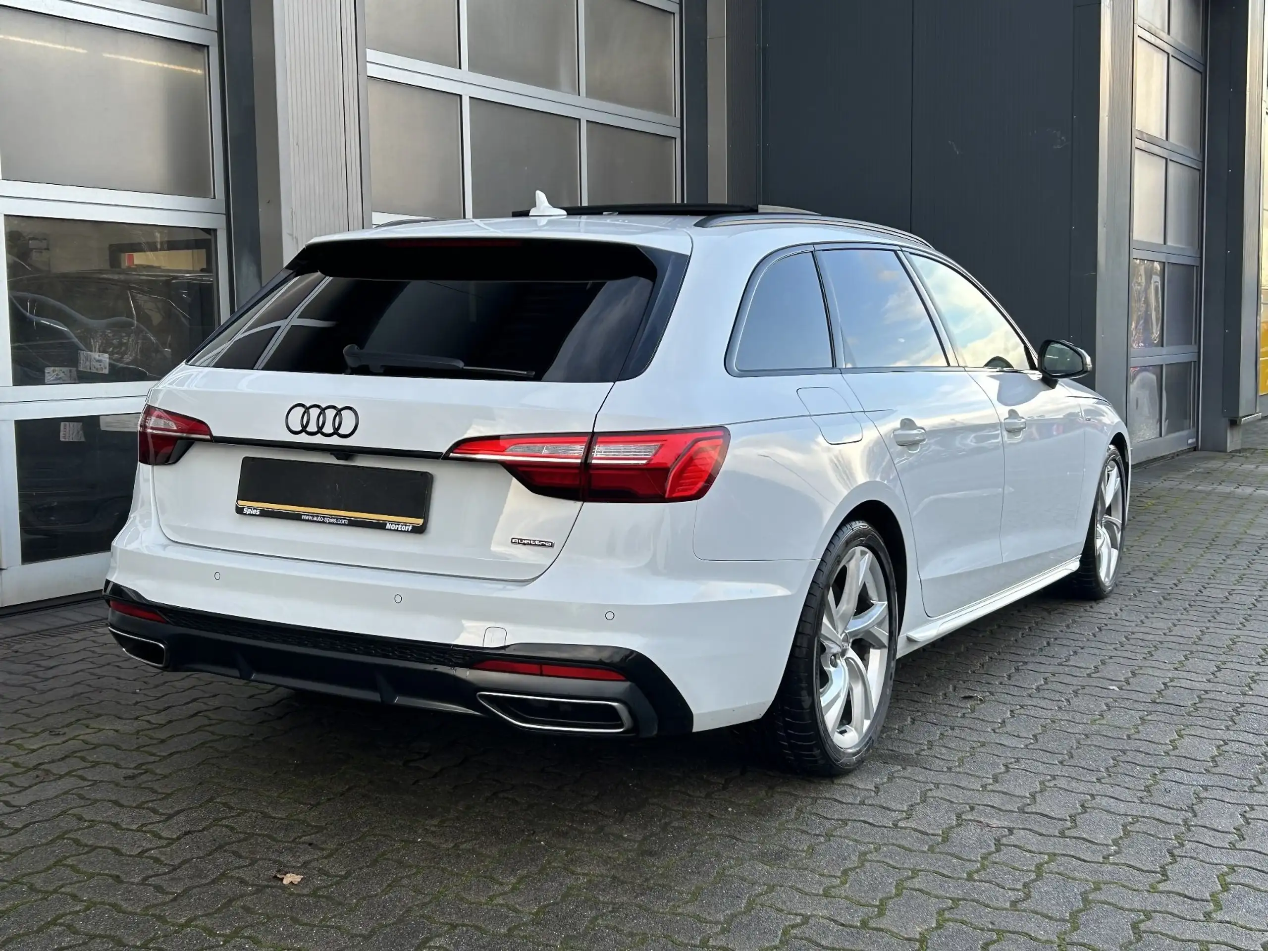 Audi - A4