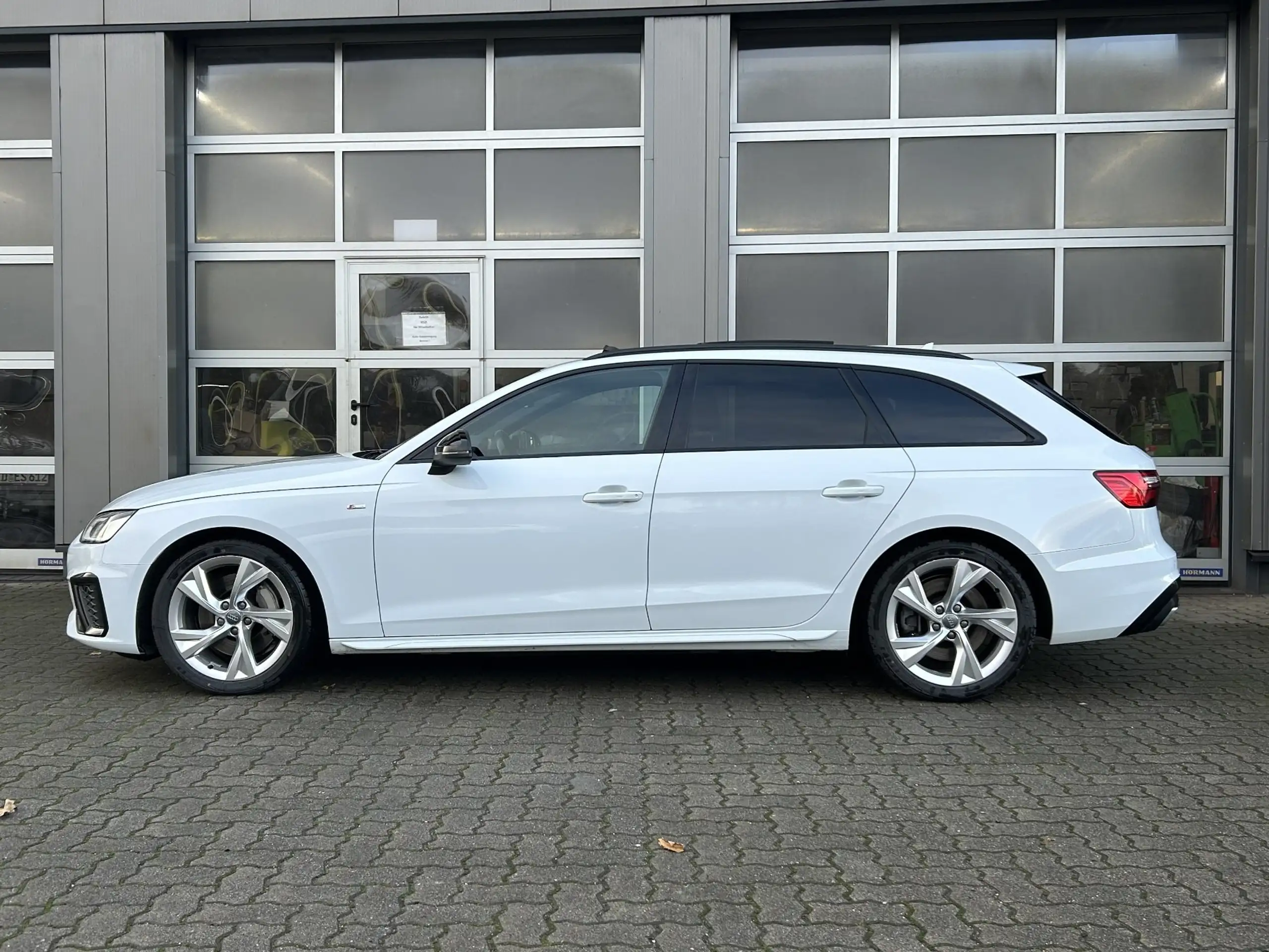 Audi - A4