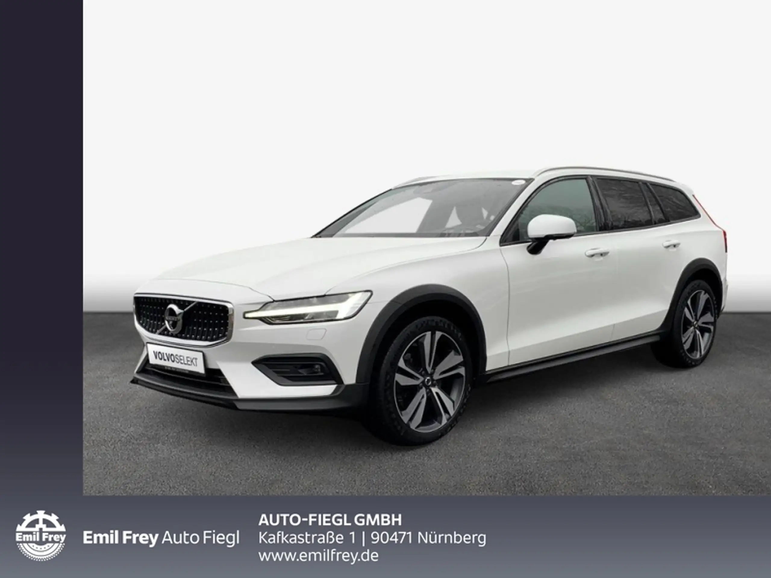 Volvo - V60 Cross Country