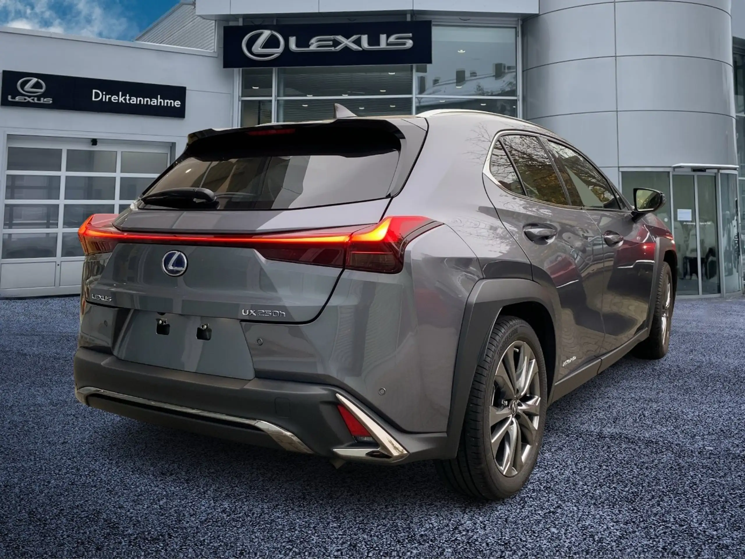 Lexus - UX 250h