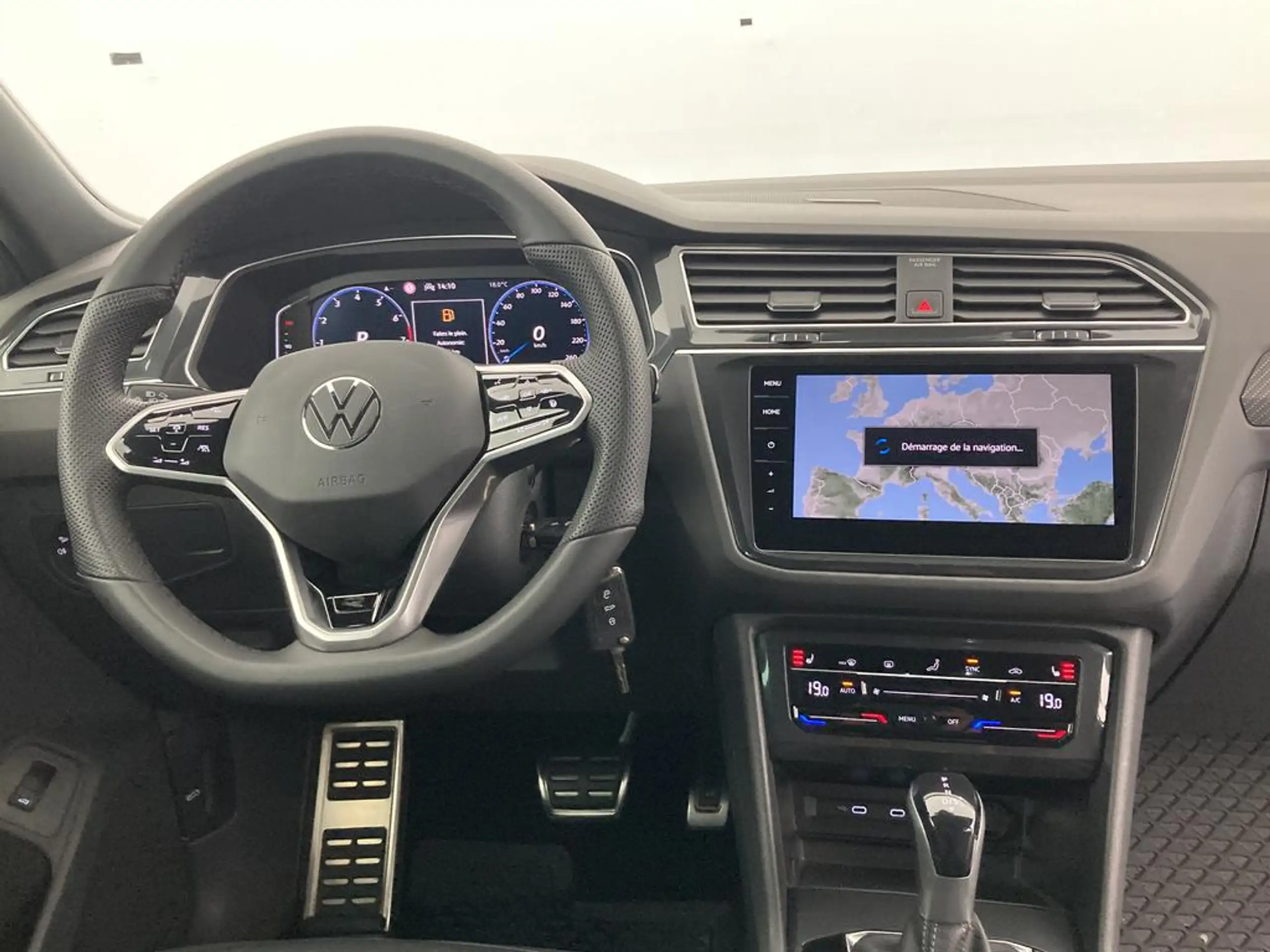 Volkswagen - Tiguan