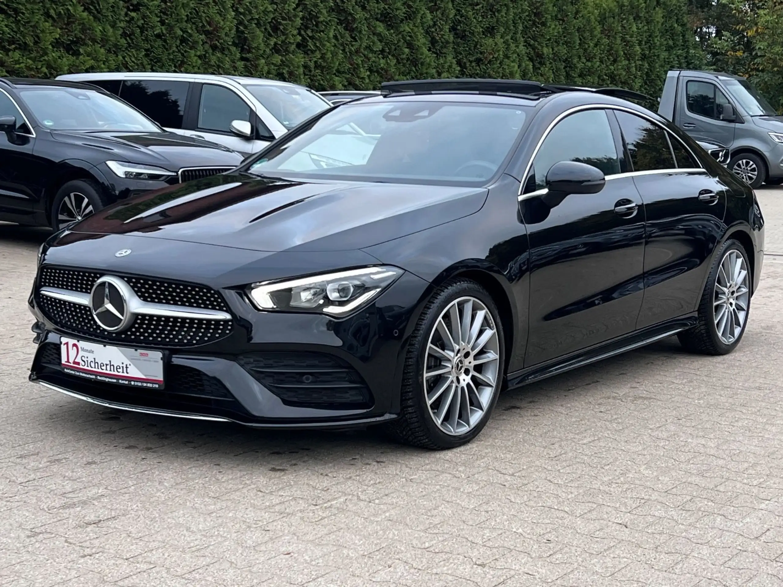 Mercedes-Benz - CLA 220