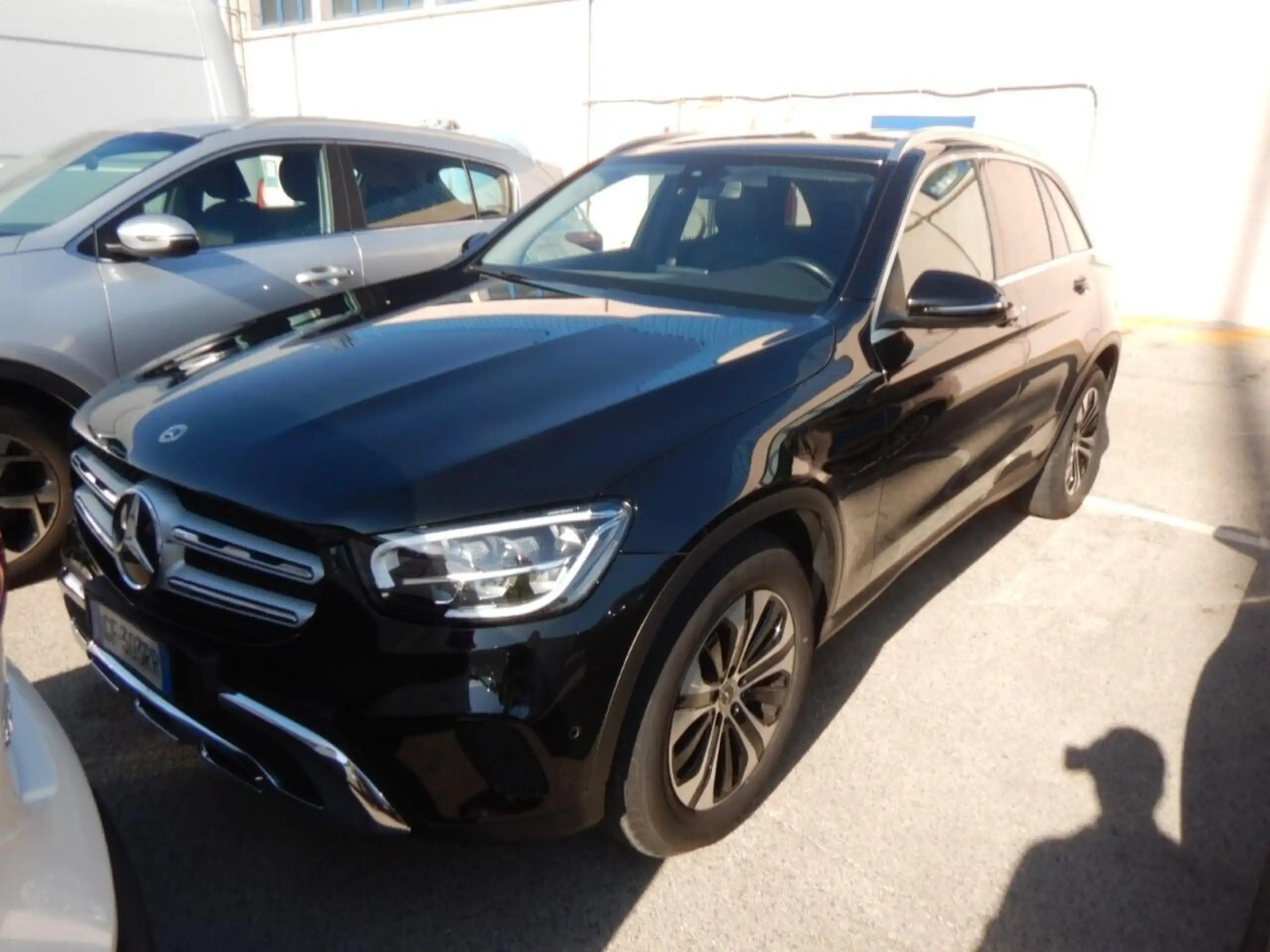 Mercedes-Benz - GLC 200