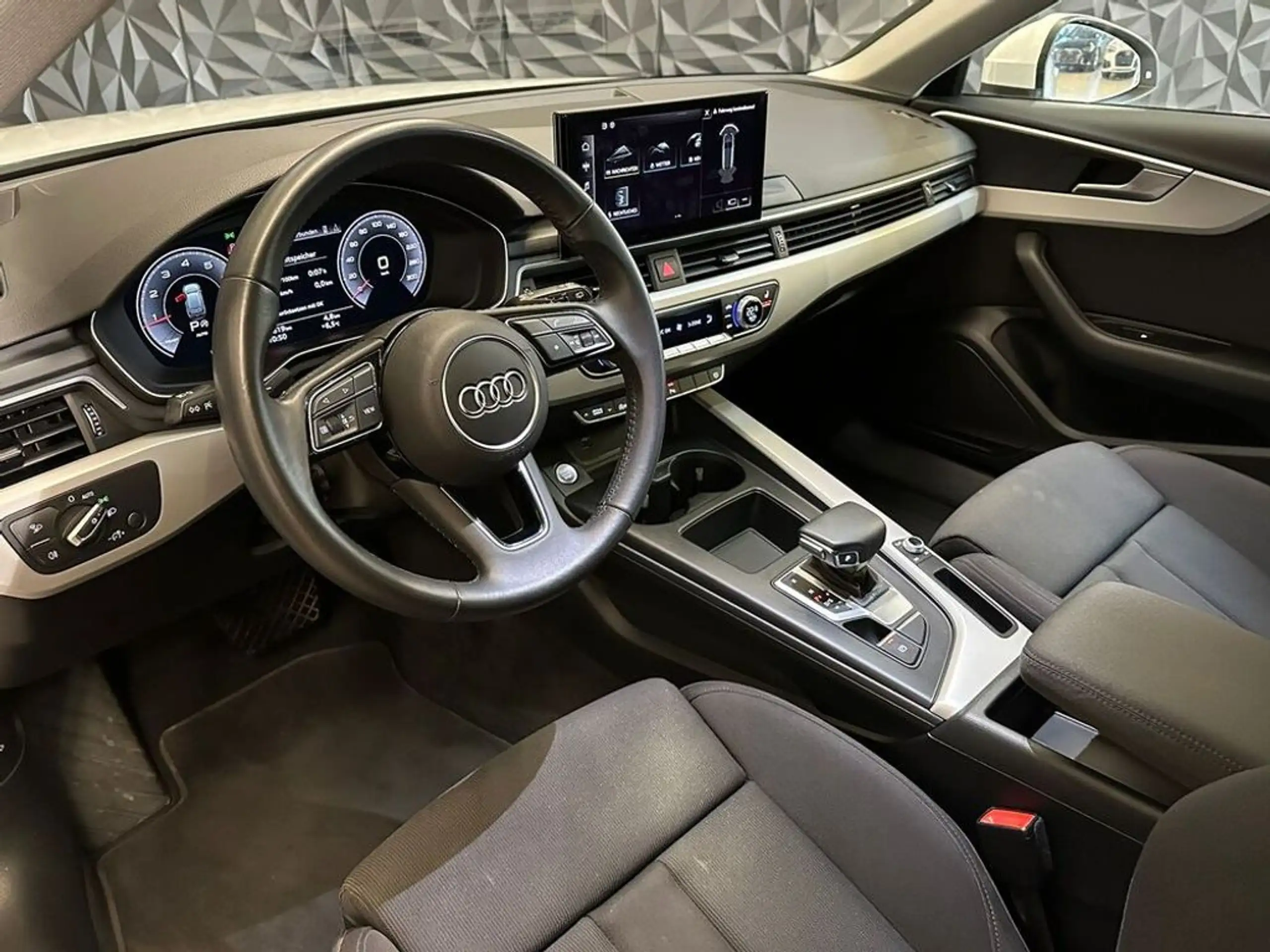 Audi - A4