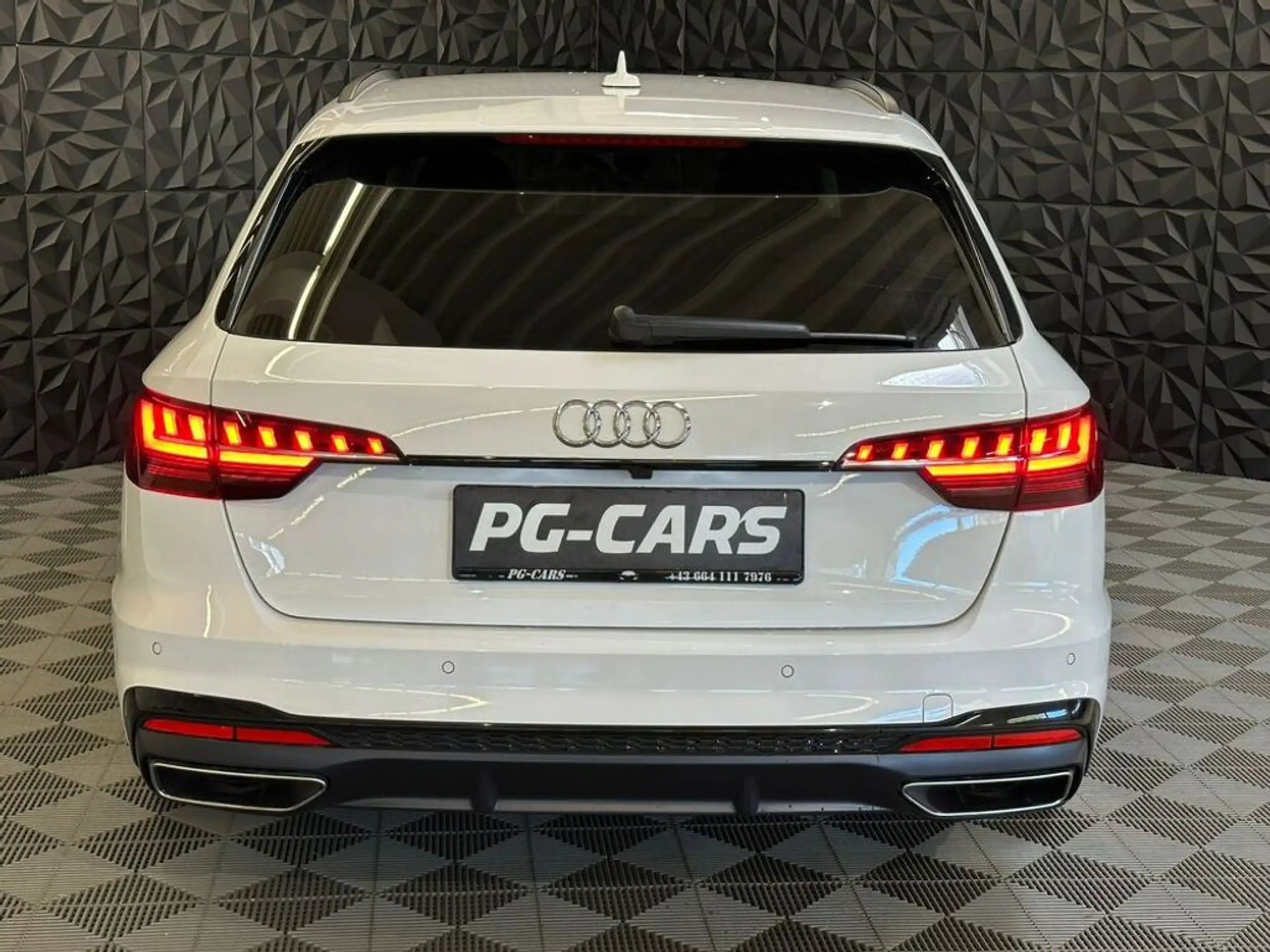 Audi - A4