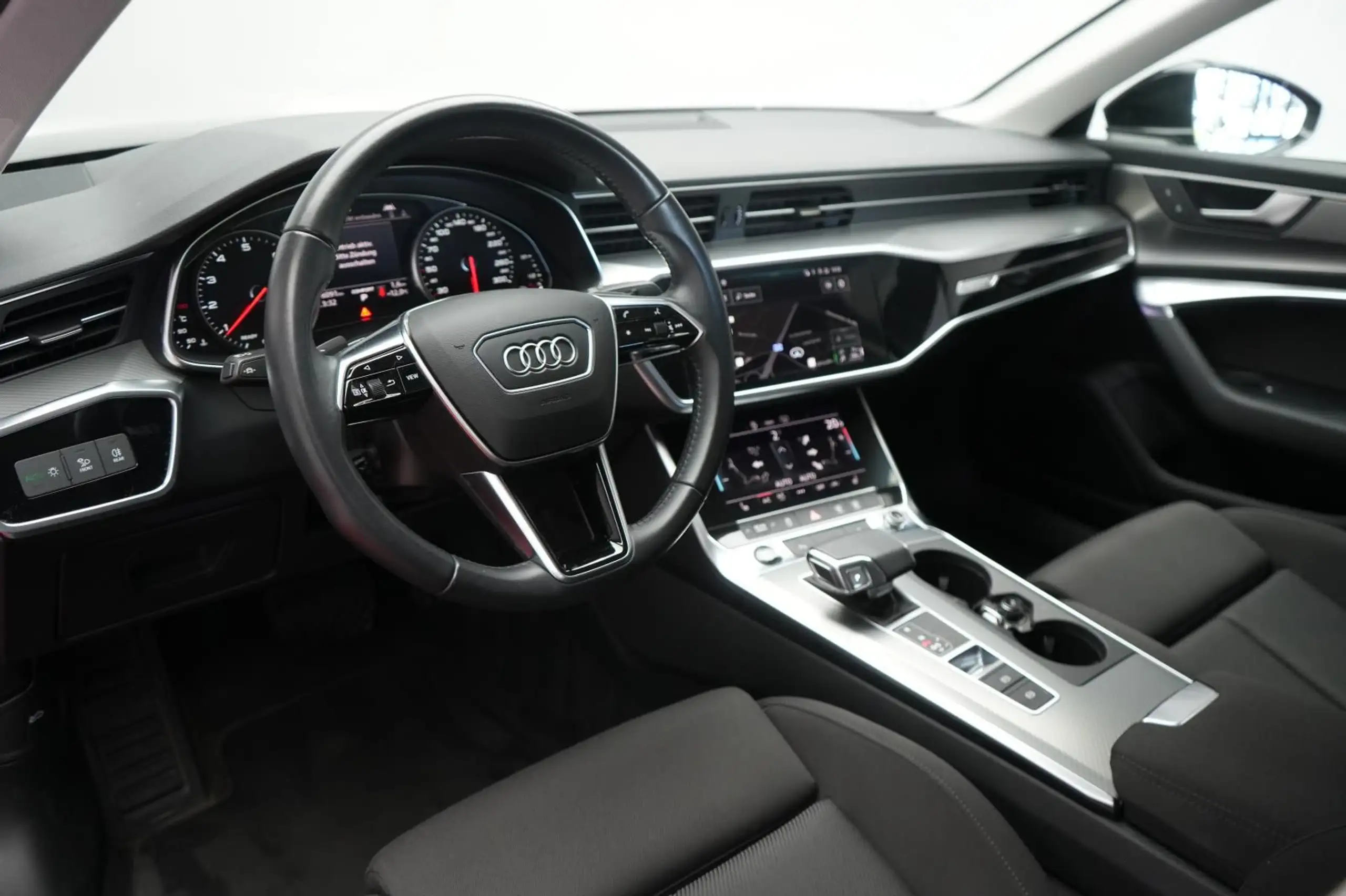 Audi - A6